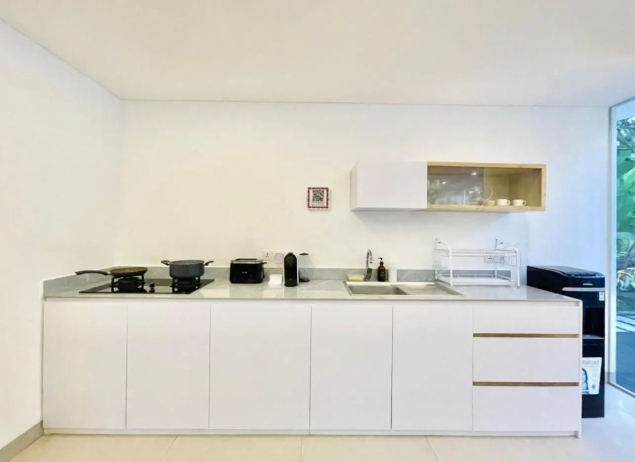 Coffee/tea facilities in Alami Luxury Villa