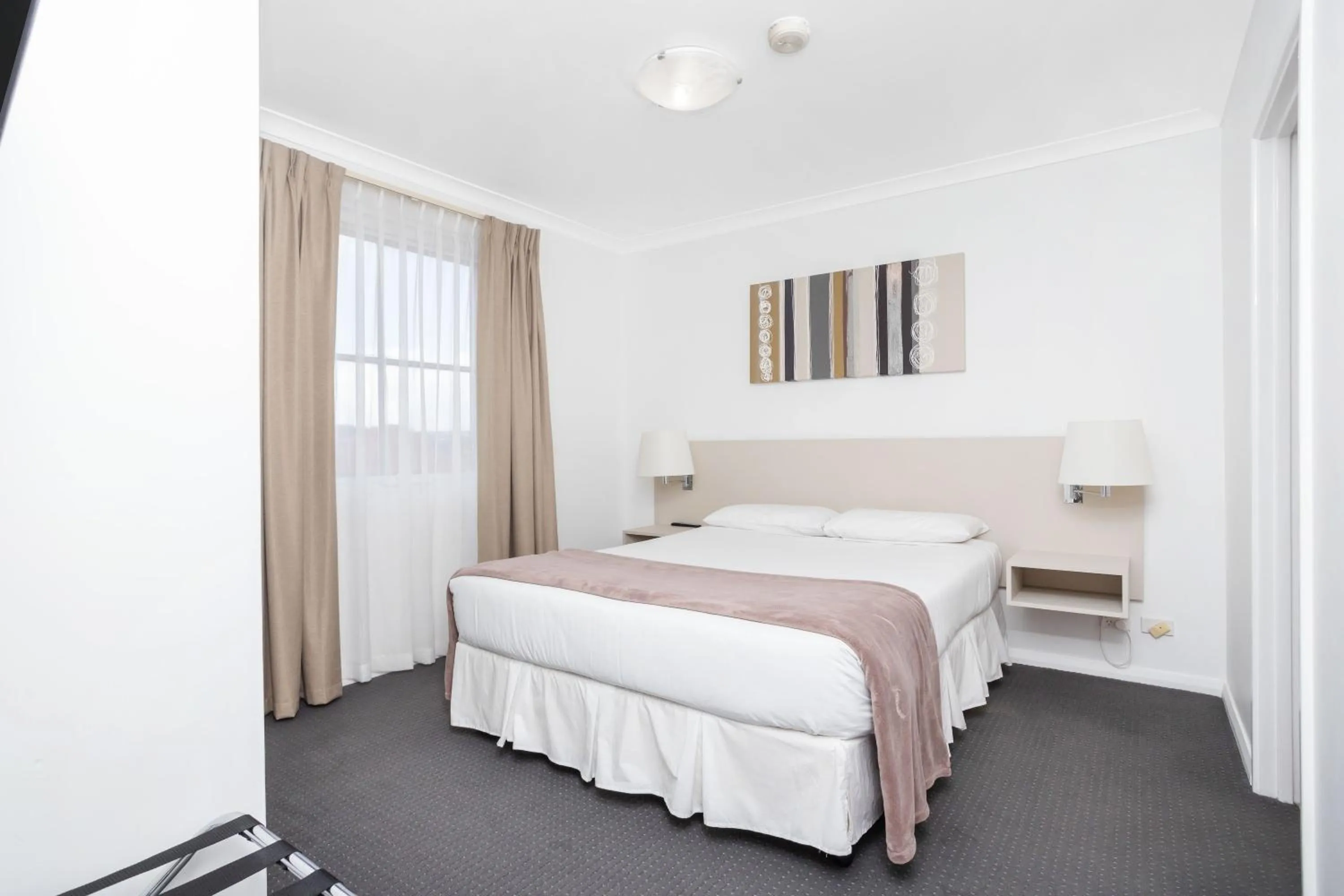 Bed in Nautica Residences Hillarys