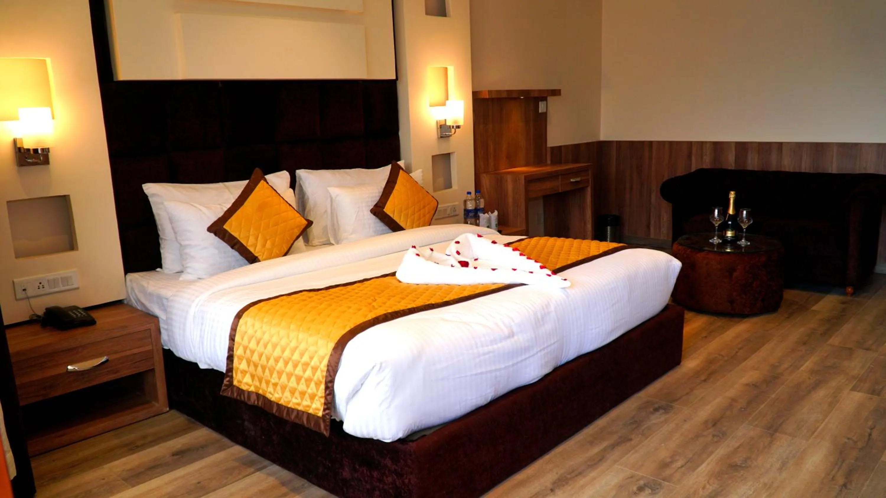 Bed in The Jungle Mountain Retreat