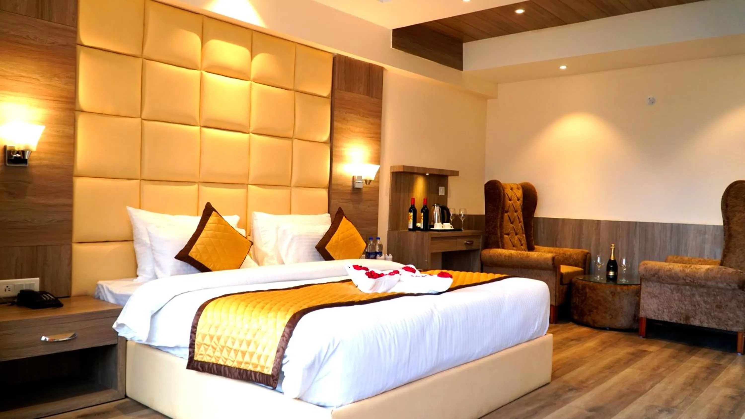 Bed in The Jungle Mountain Retreat