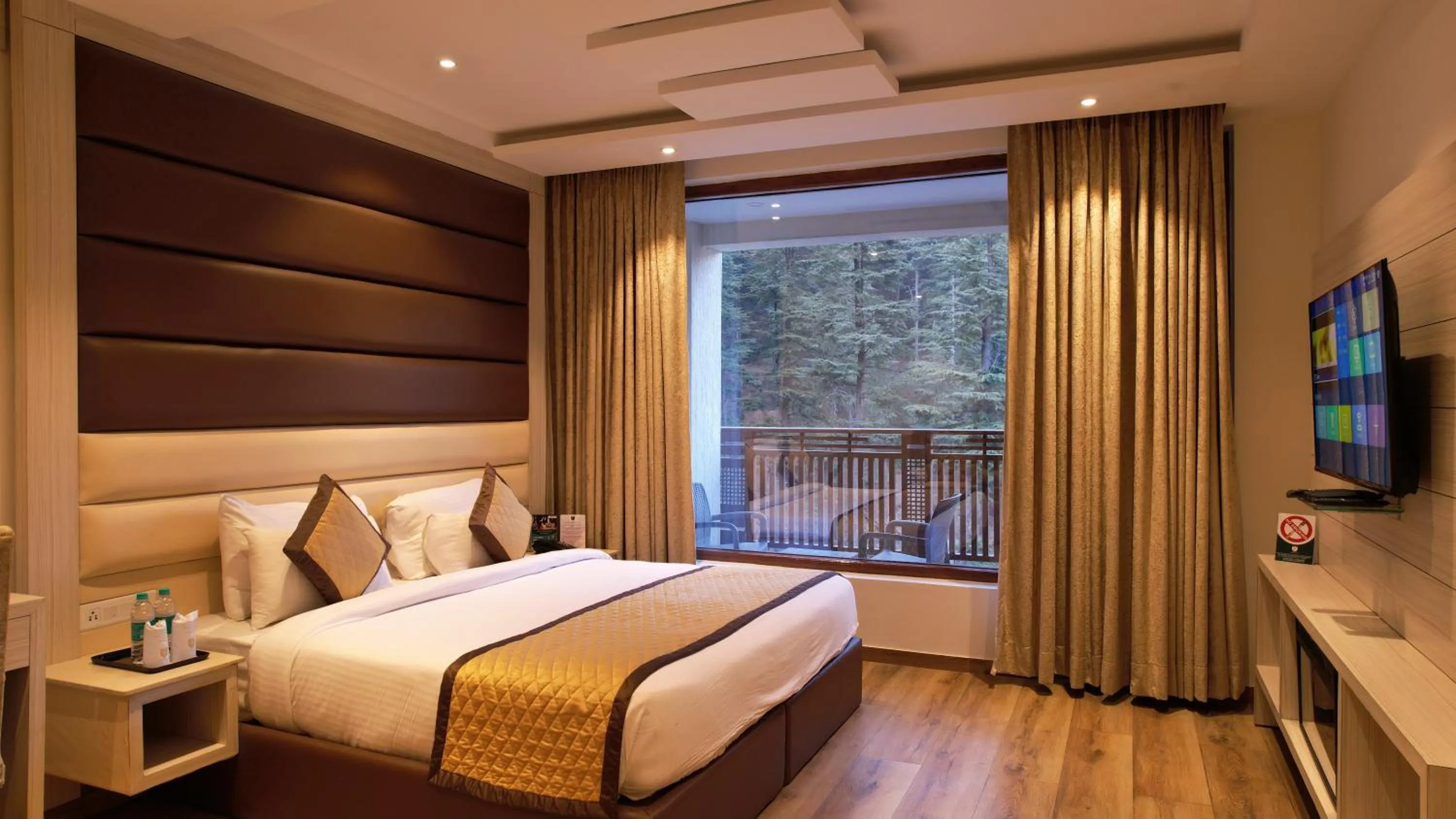 TV and multimedia, Bed in The Jungle Mountain Retreat