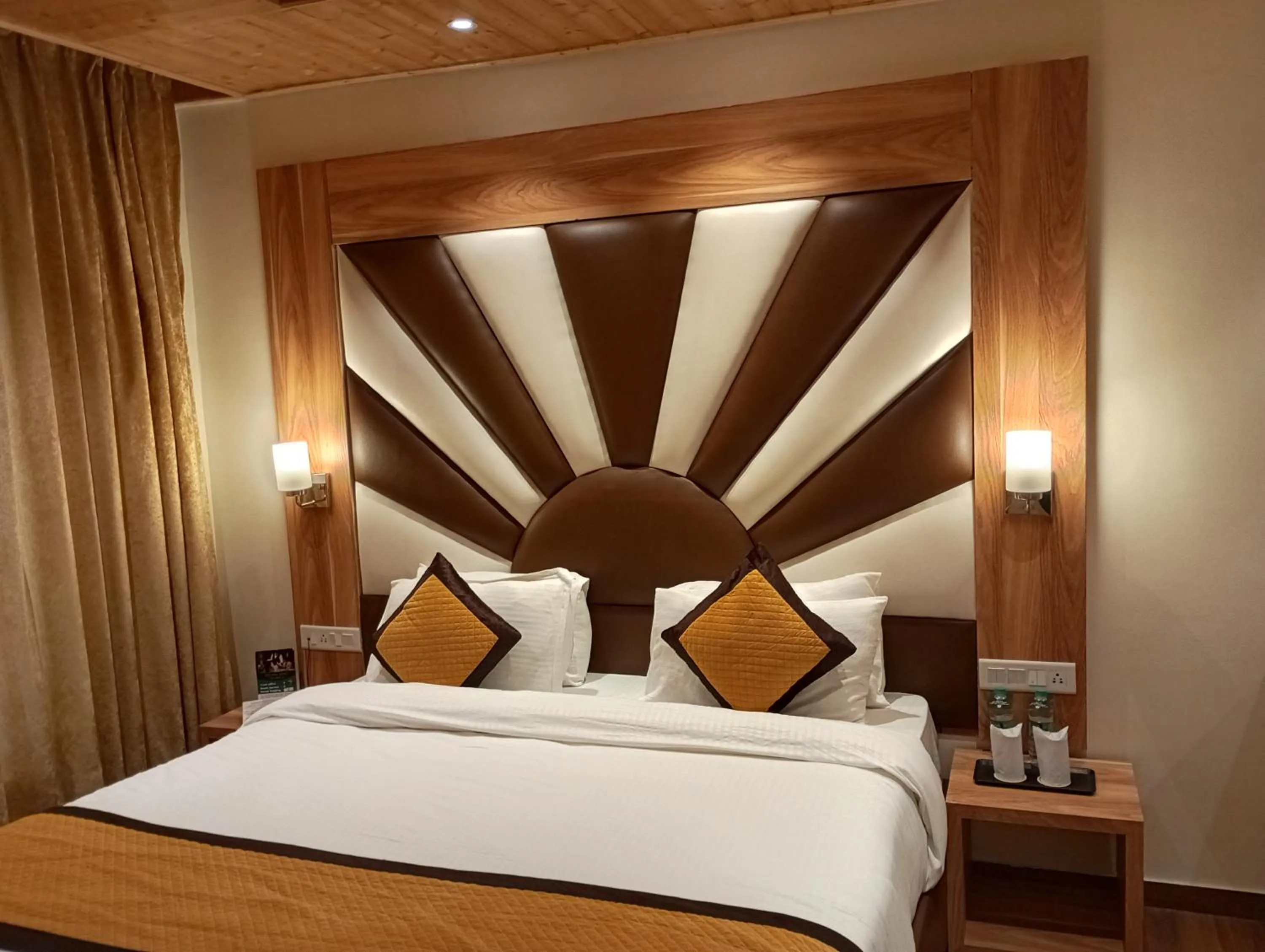 Guests, Bed in The Jungle Mountain Retreat