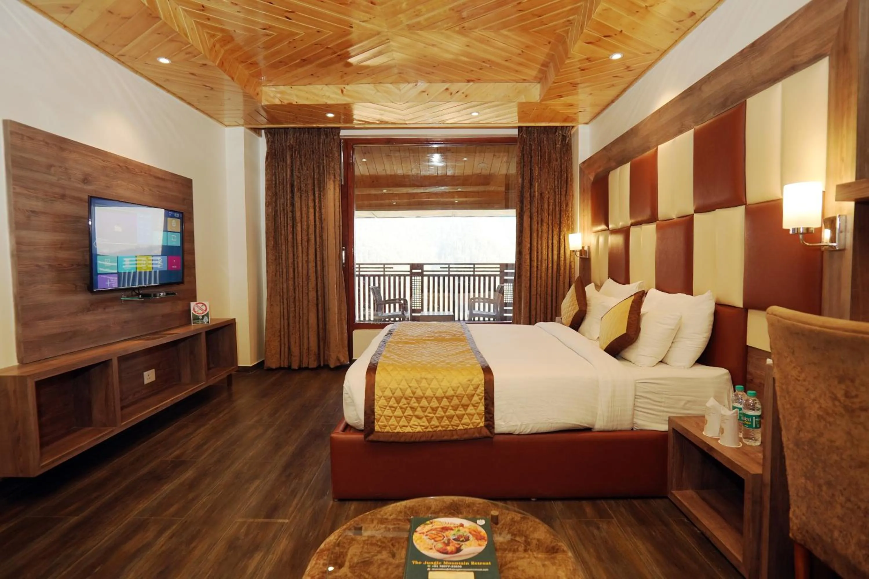 Bedroom, Bed in The Jungle Mountain Retreat