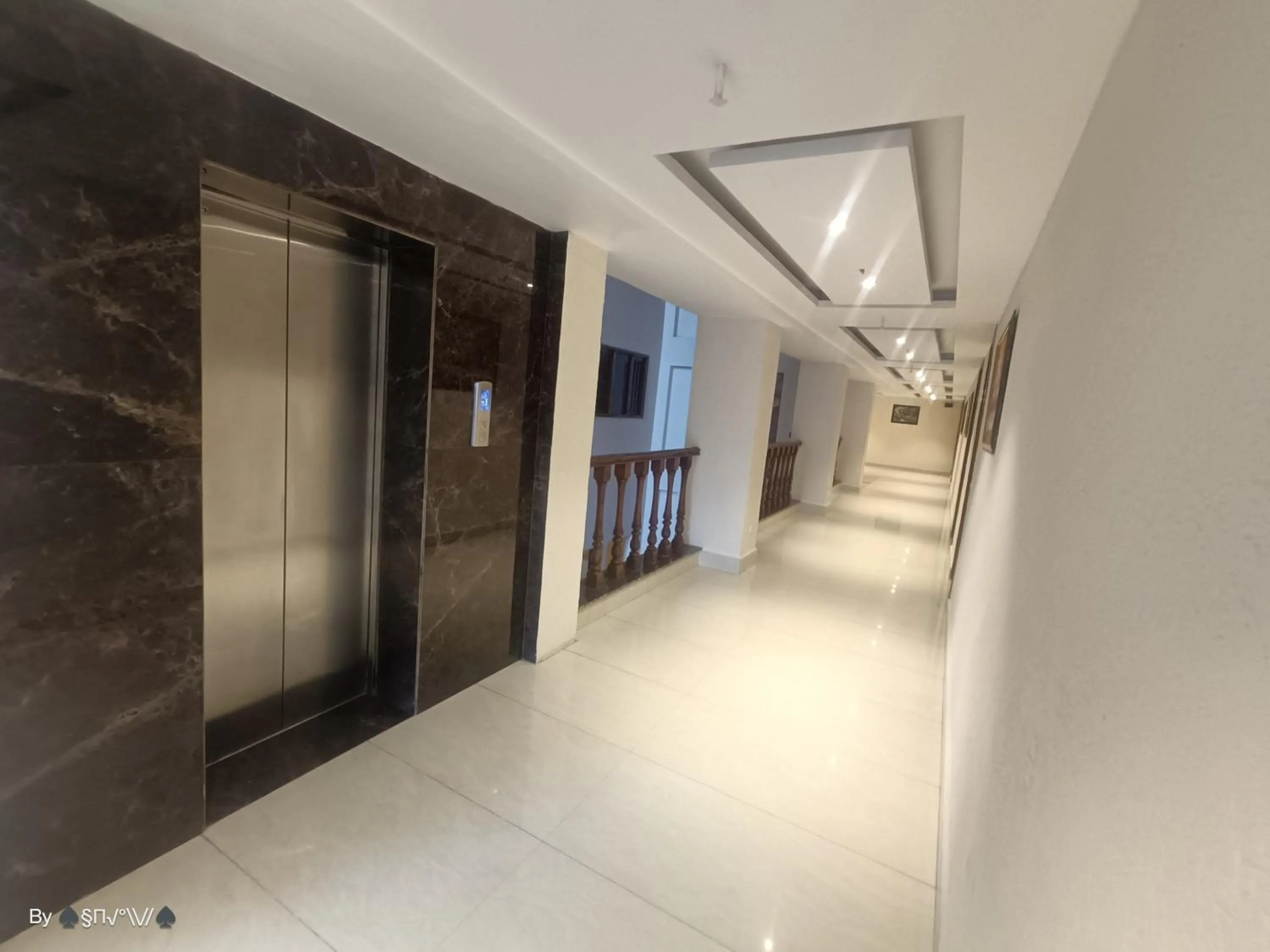 Floor plan in The Jungle Mountain Retreat