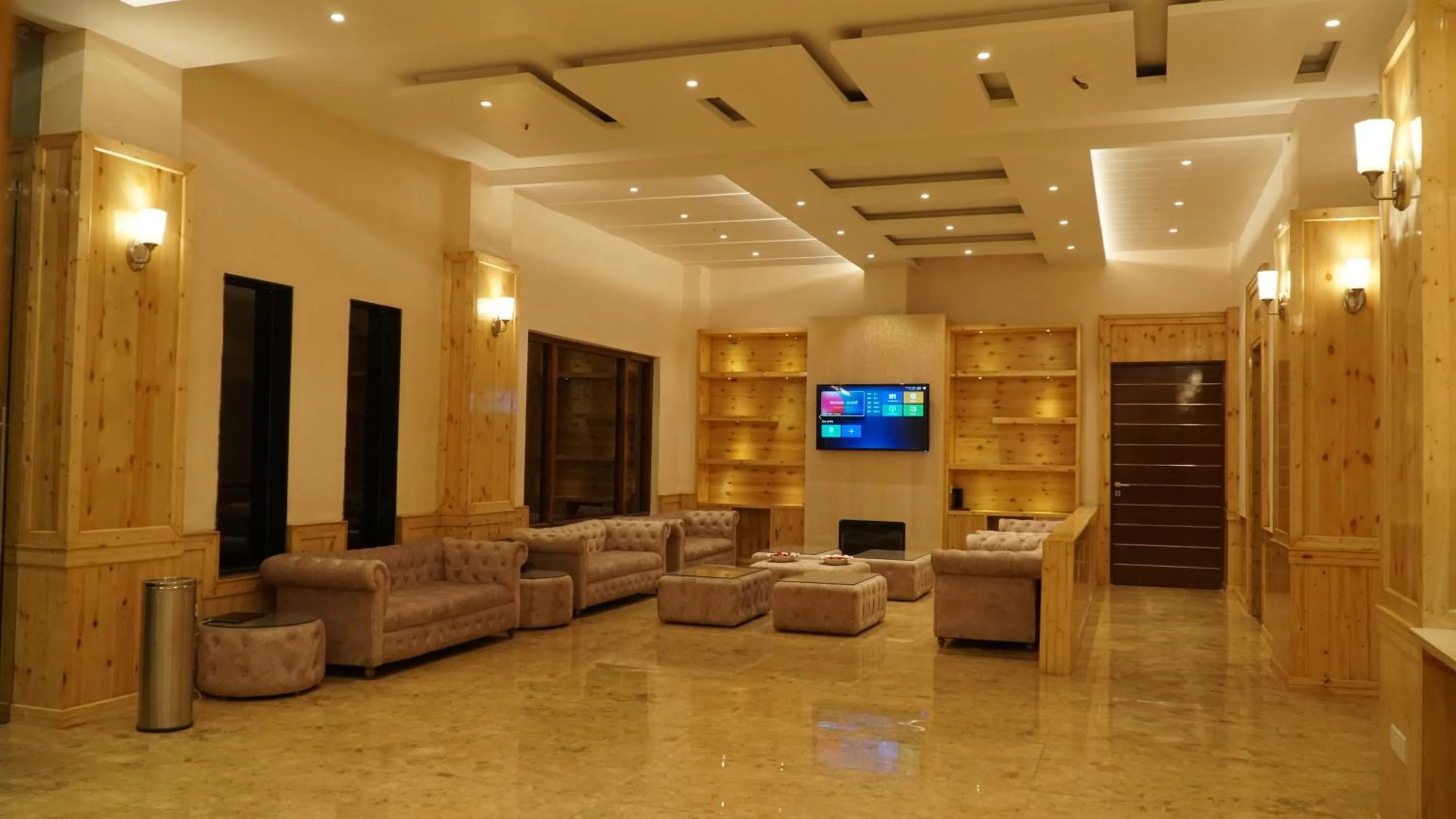 Seating area in The Jungle Mountain Retreat