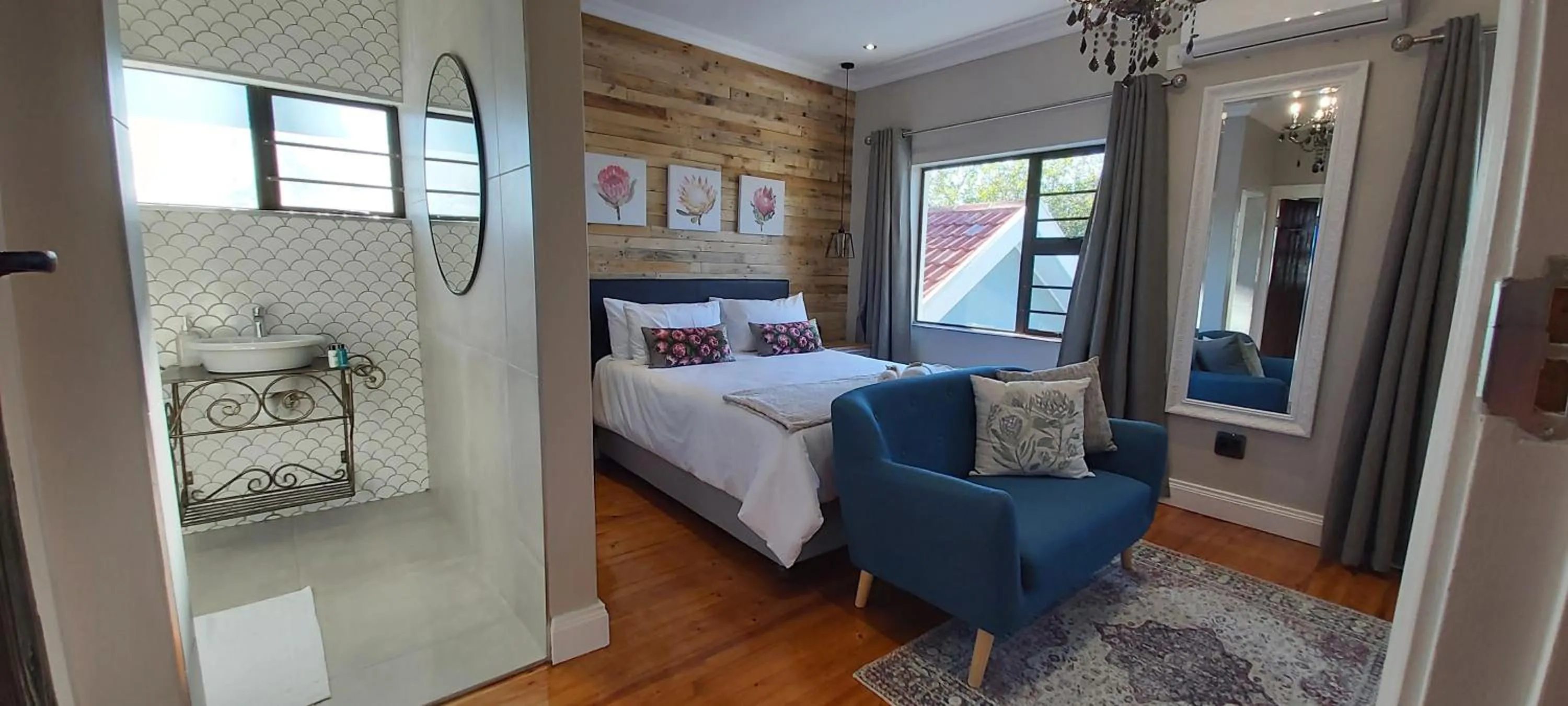  Double Room - single occupancy in Coral Tree Boutique Guesthouse