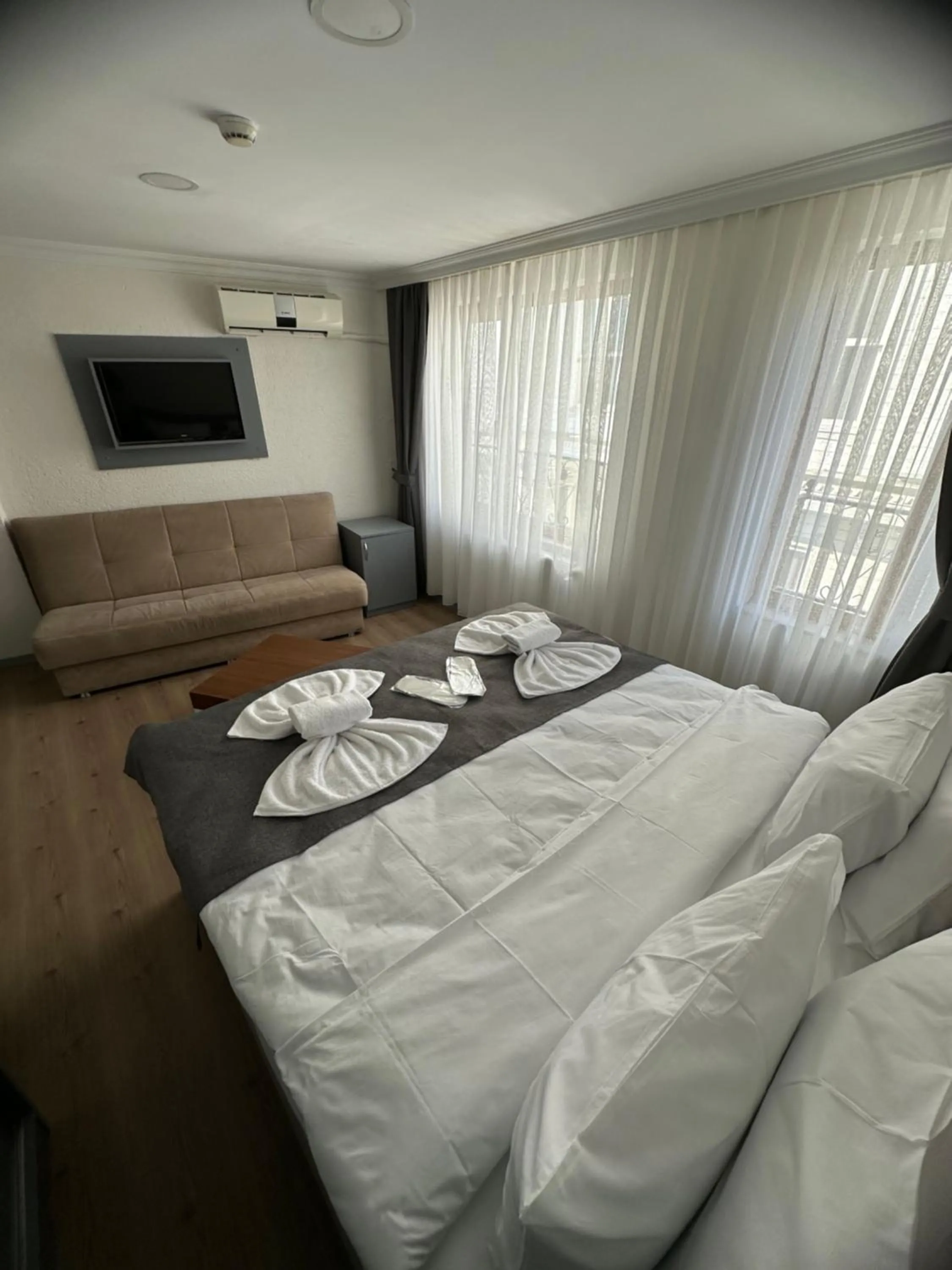 Bed in Big Orange Hotel Old City
