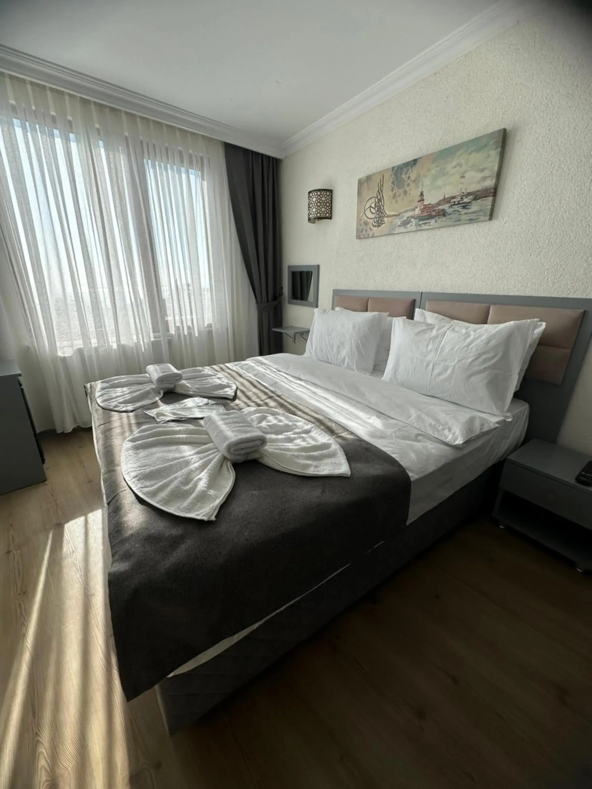 Standard Twin Room with Sea View in Big Orange Hotel Old City Standard Twin Room with Sea View in Big Orange Hotel Old City