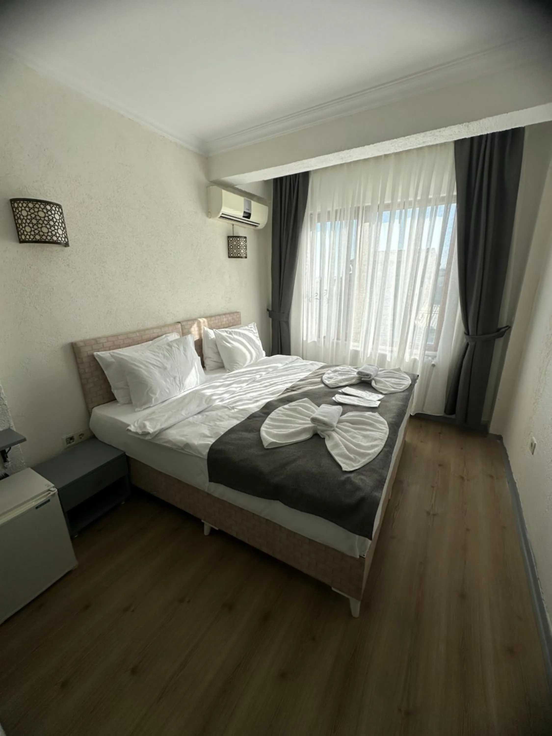 Bed in Big Orange Hotel Old City