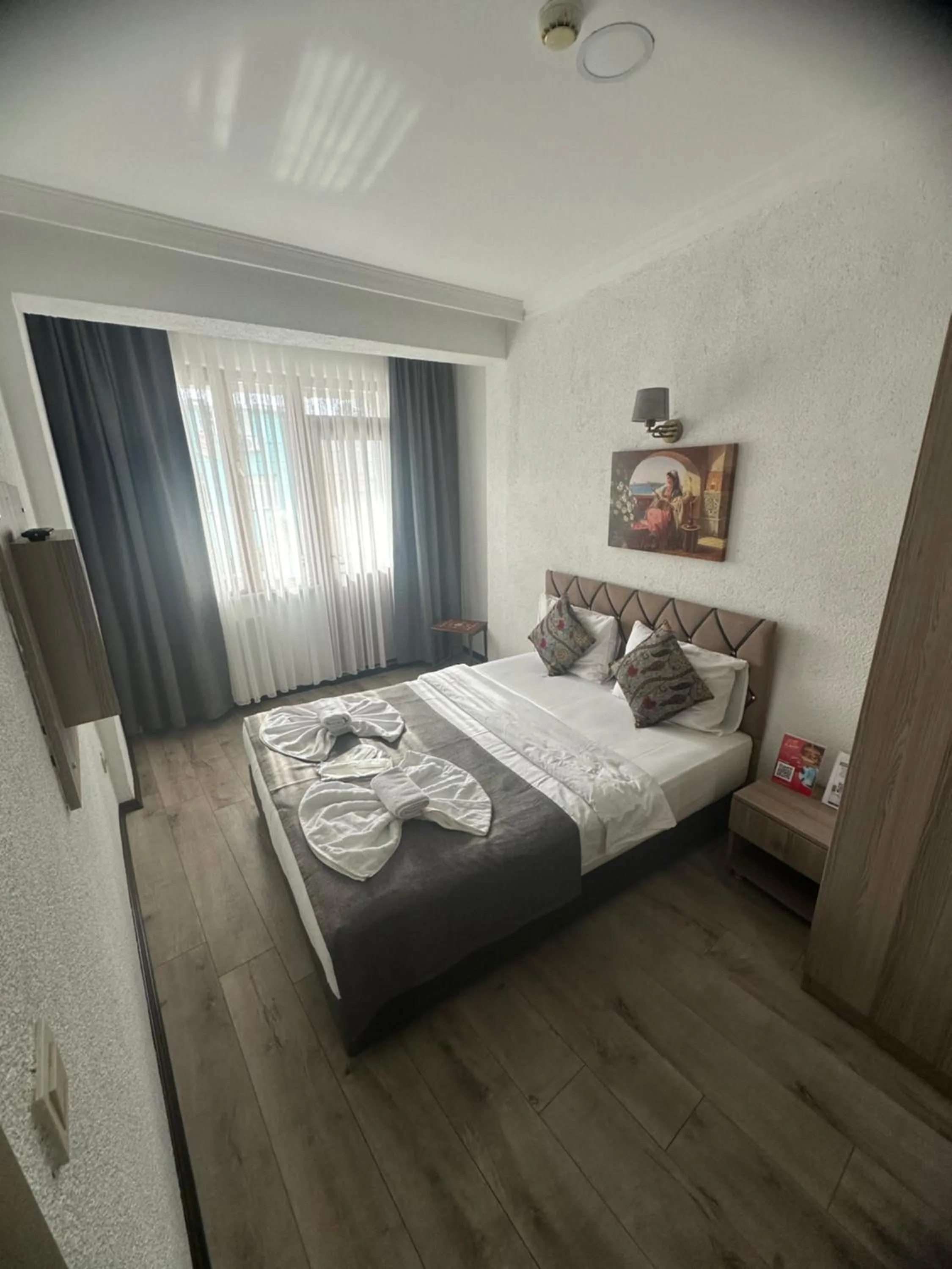 Bed in Big Orange Hotel Old City
