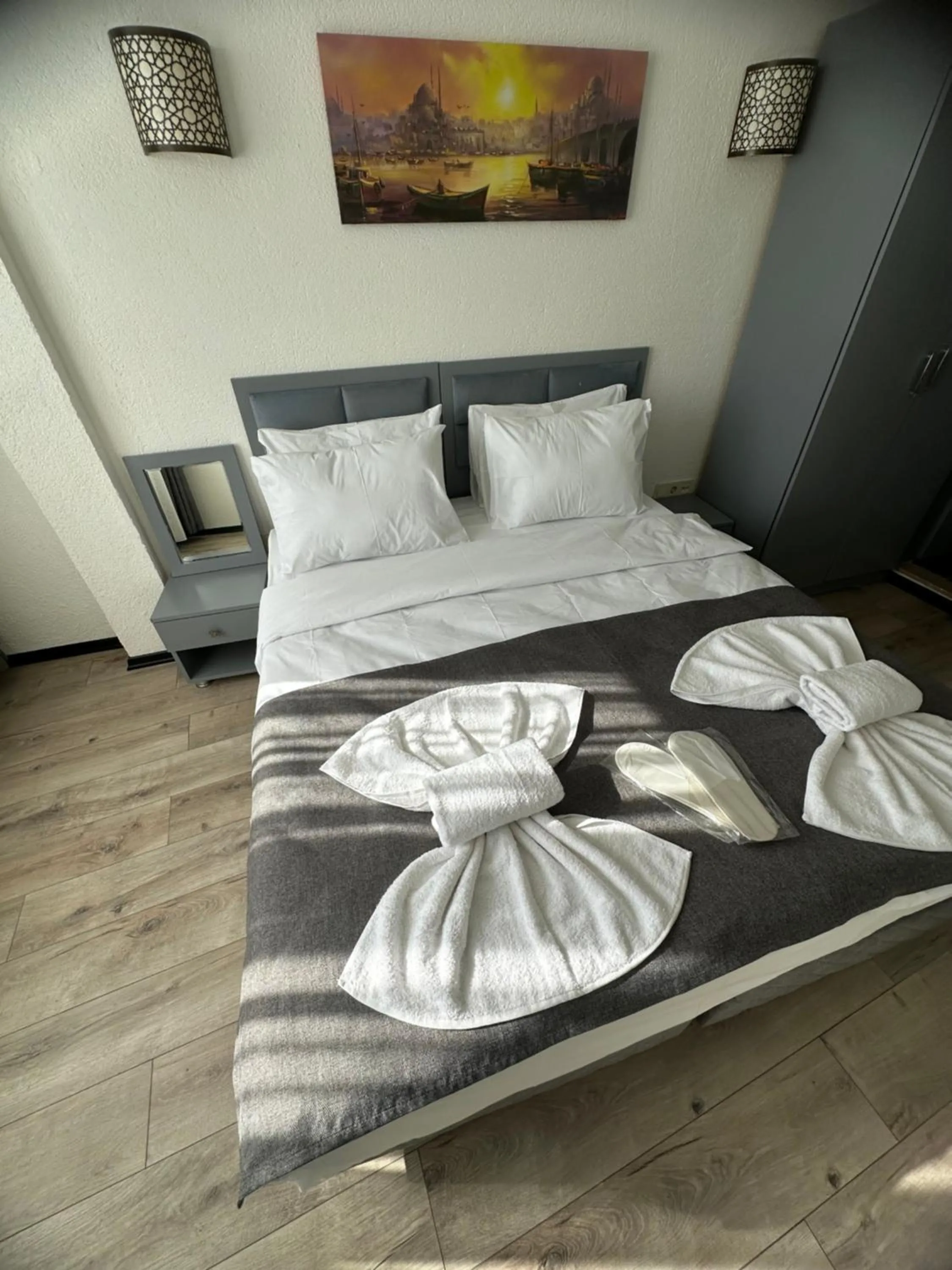 Bed in Big Orange Hotel Old City