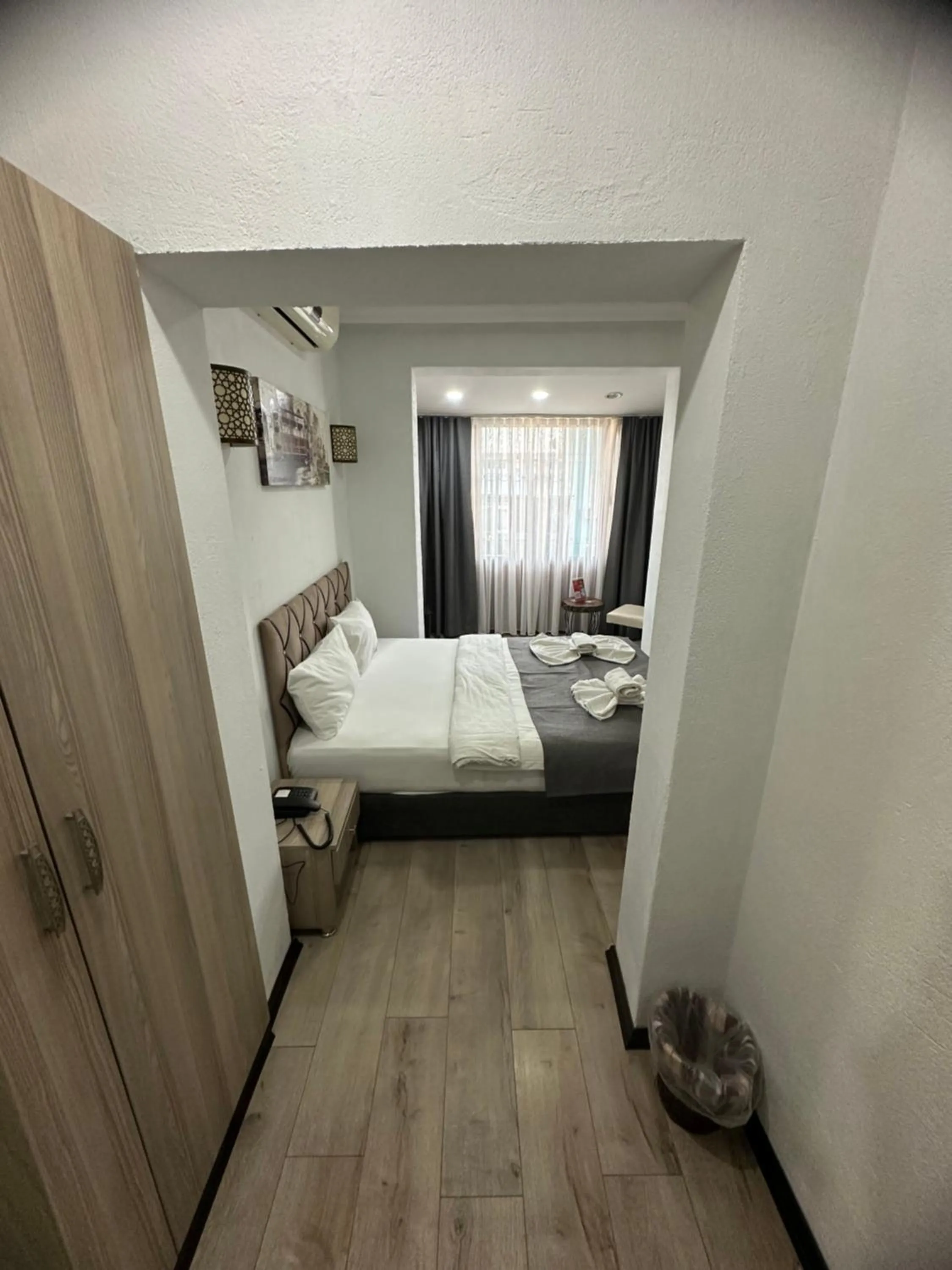 Bed in Big Orange Hotel Old City