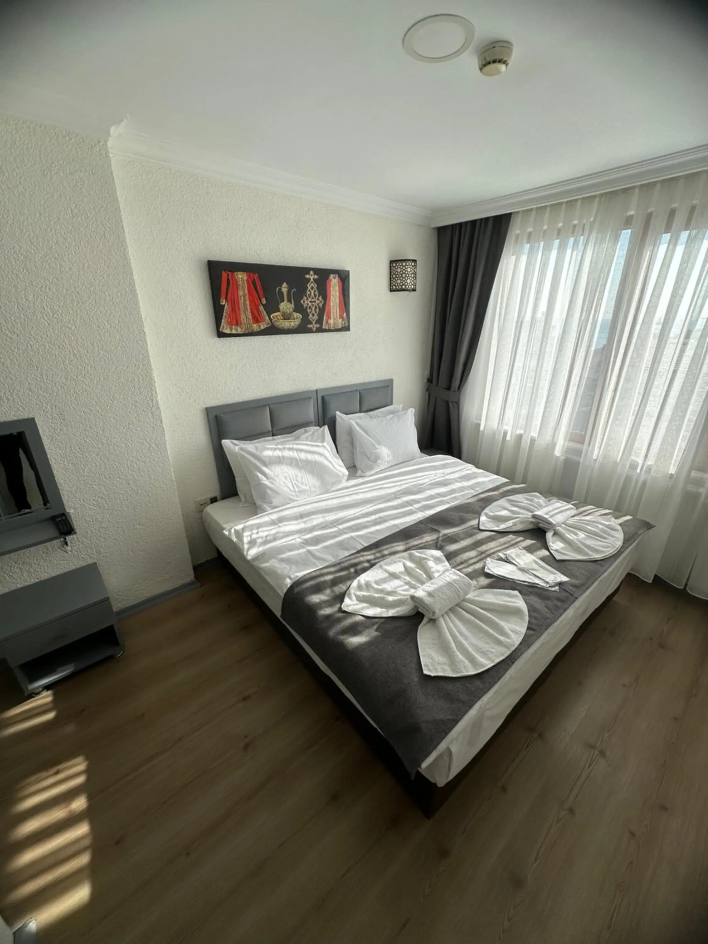 Bed in Big Orange Hotel Old City