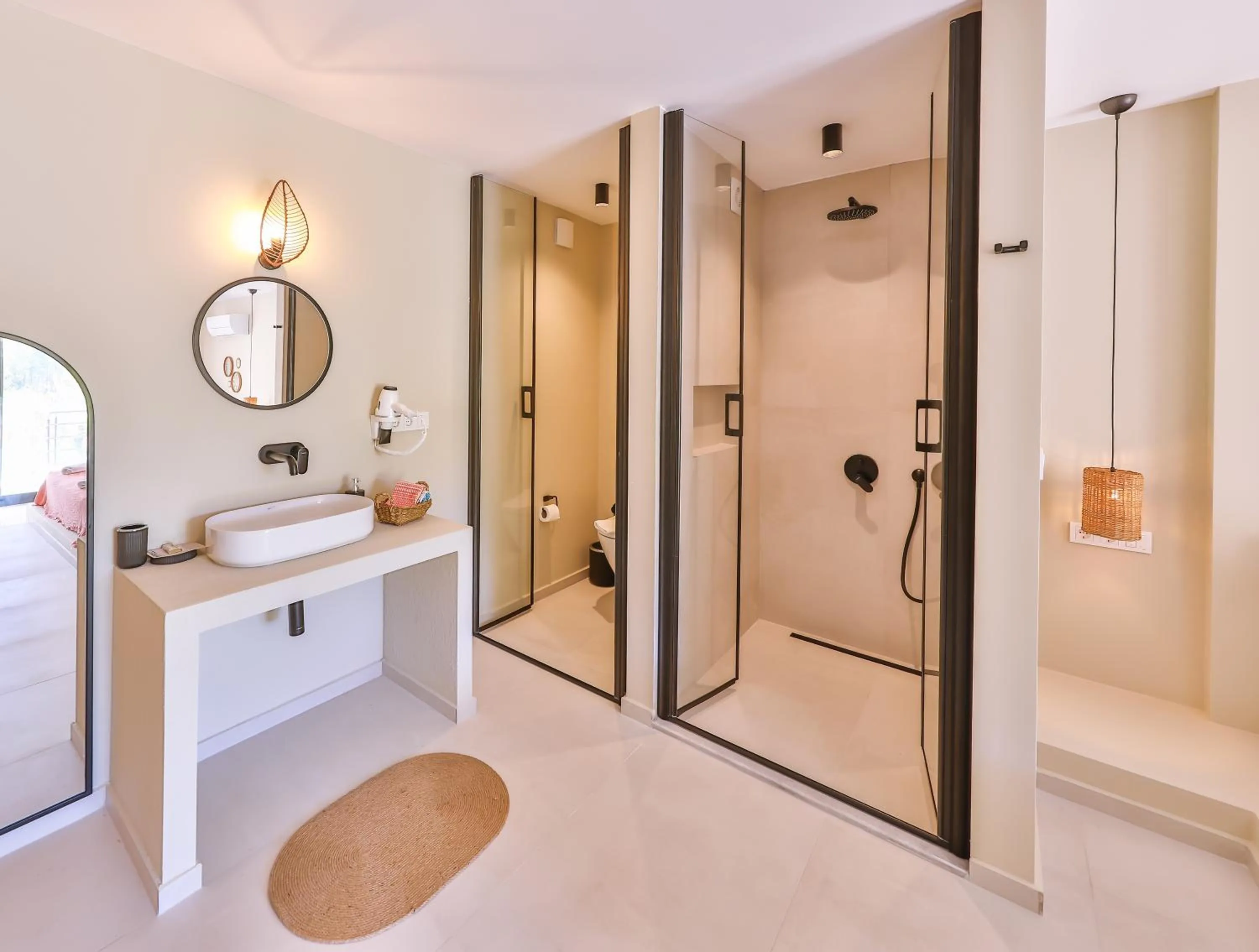 Shower in Kairos Hotel