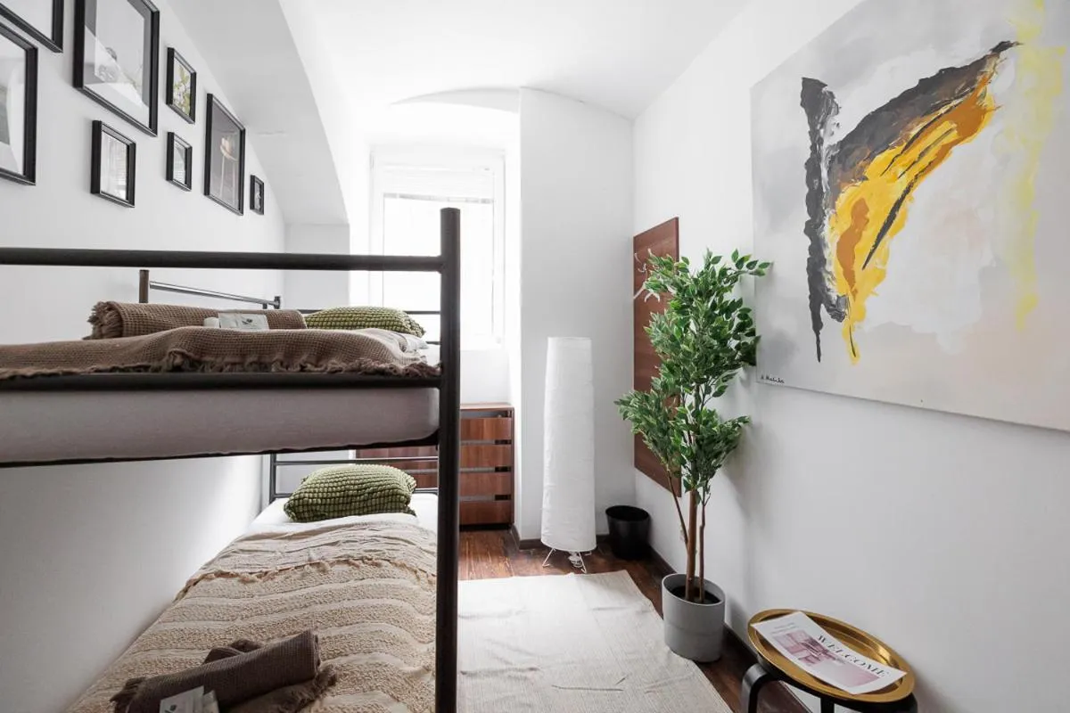 Bed in Vienna City Business Rooms