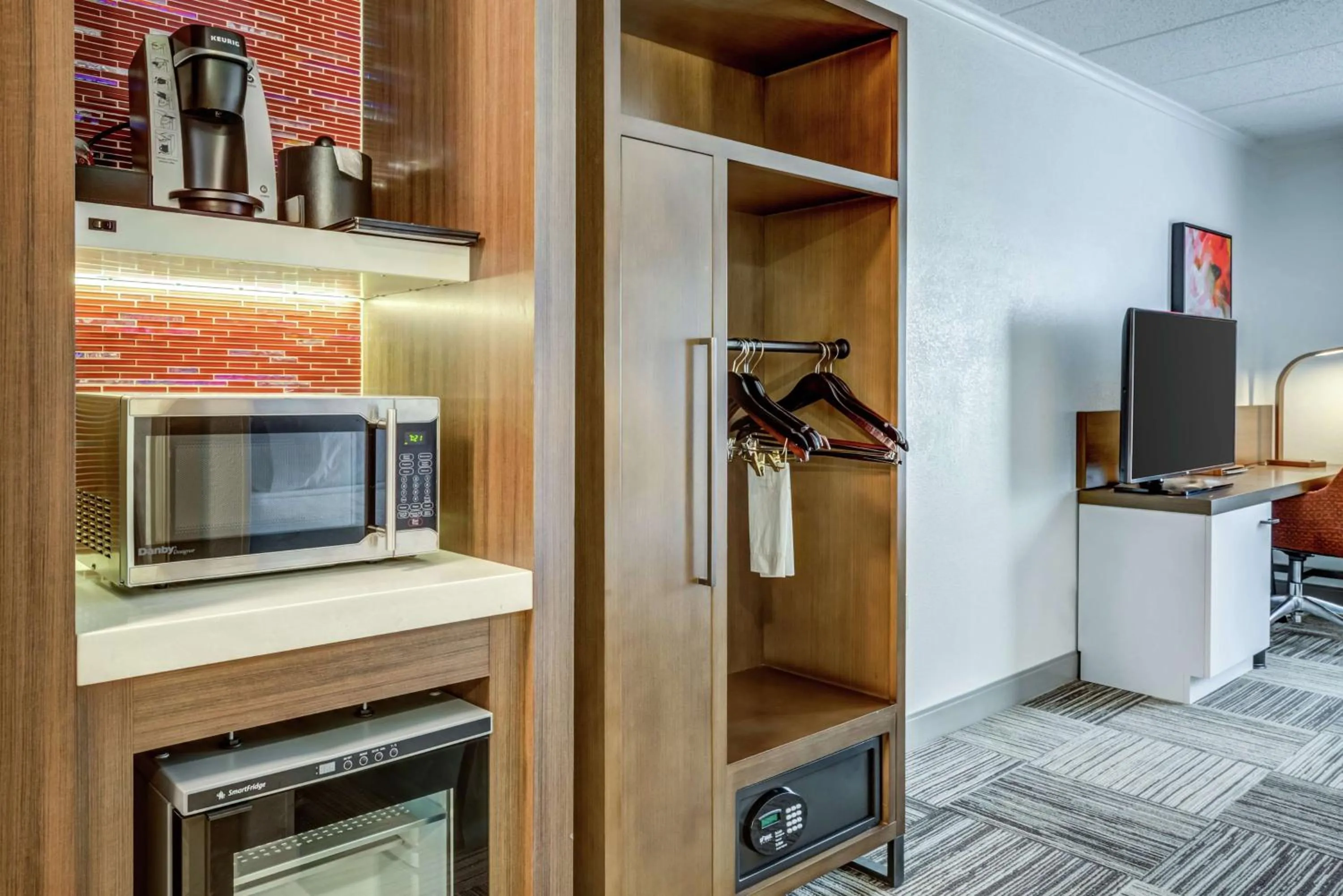 Bedroom in Hilton Garden Inn Boston Waltham