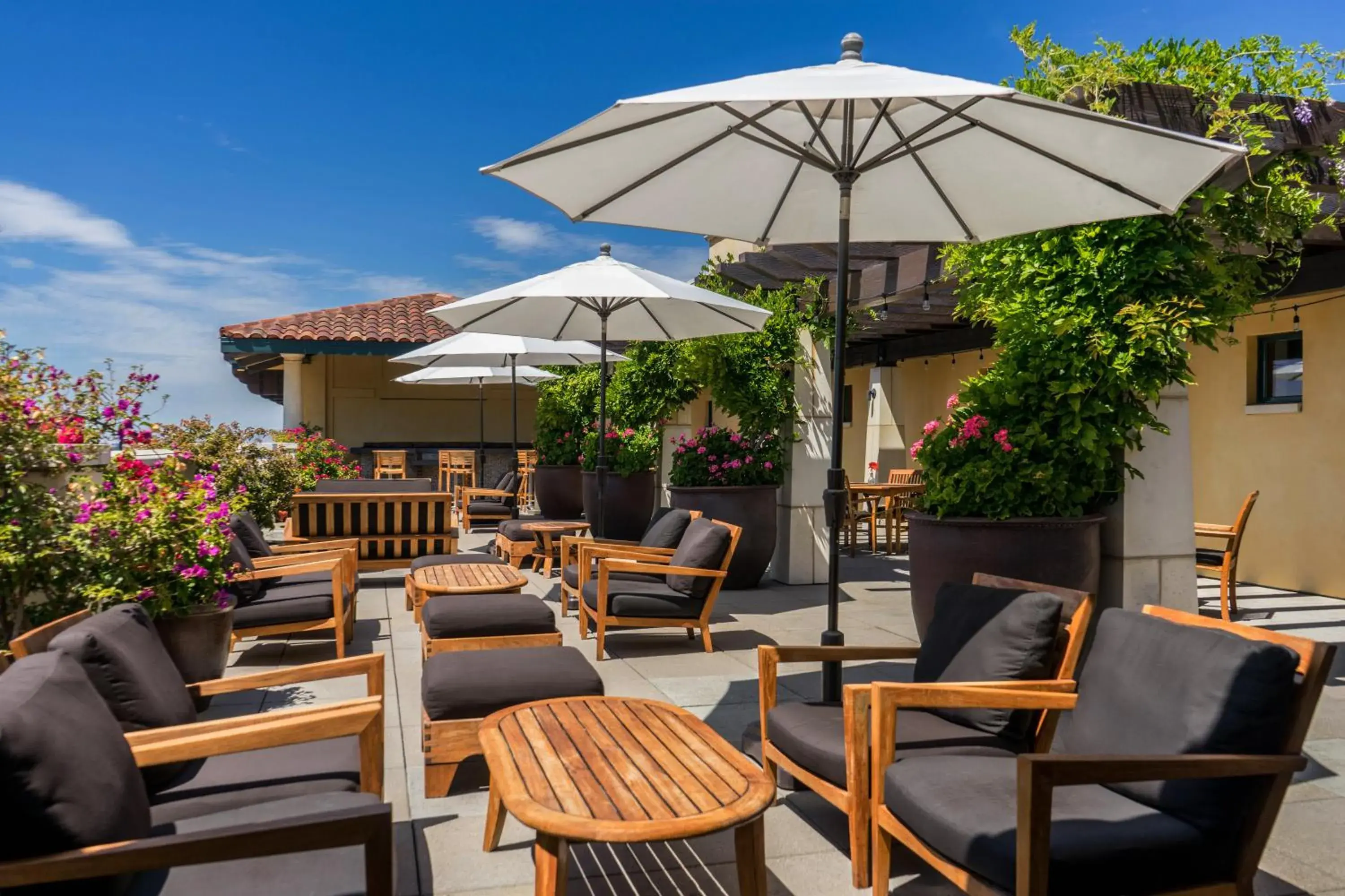 Property building in Hotel Valencia Santana Row Property building in Hotel Valencia Santana Row