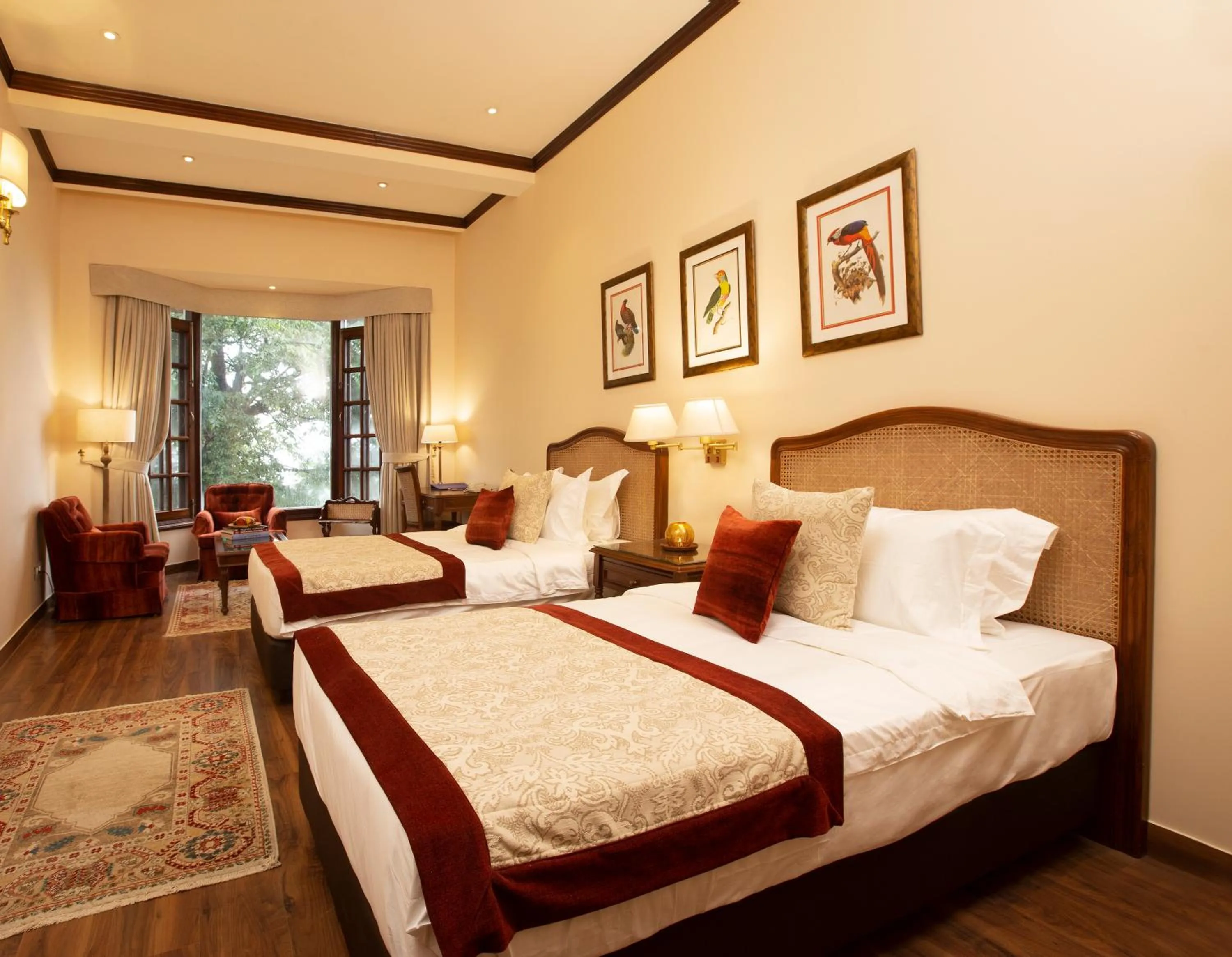 Bed in Daleside Manor, Boutique Hotel, Kasauli