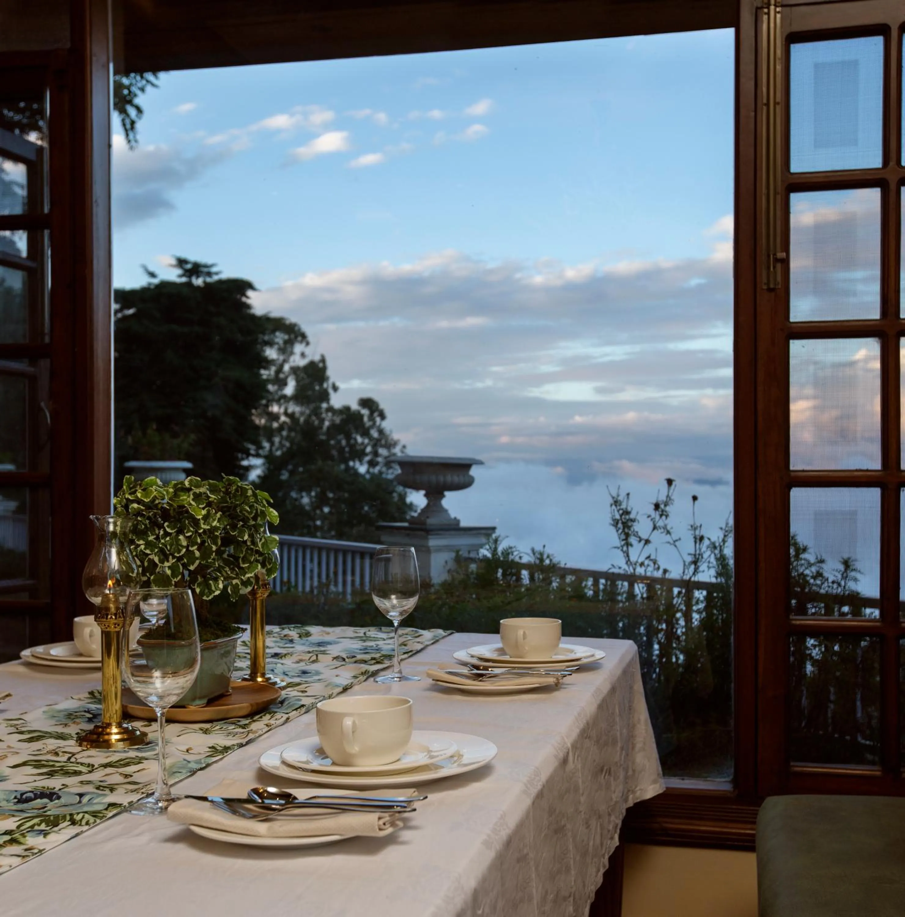 Restaurant/places to eat in Daleside Manor, Boutique Hotel, Kasauli