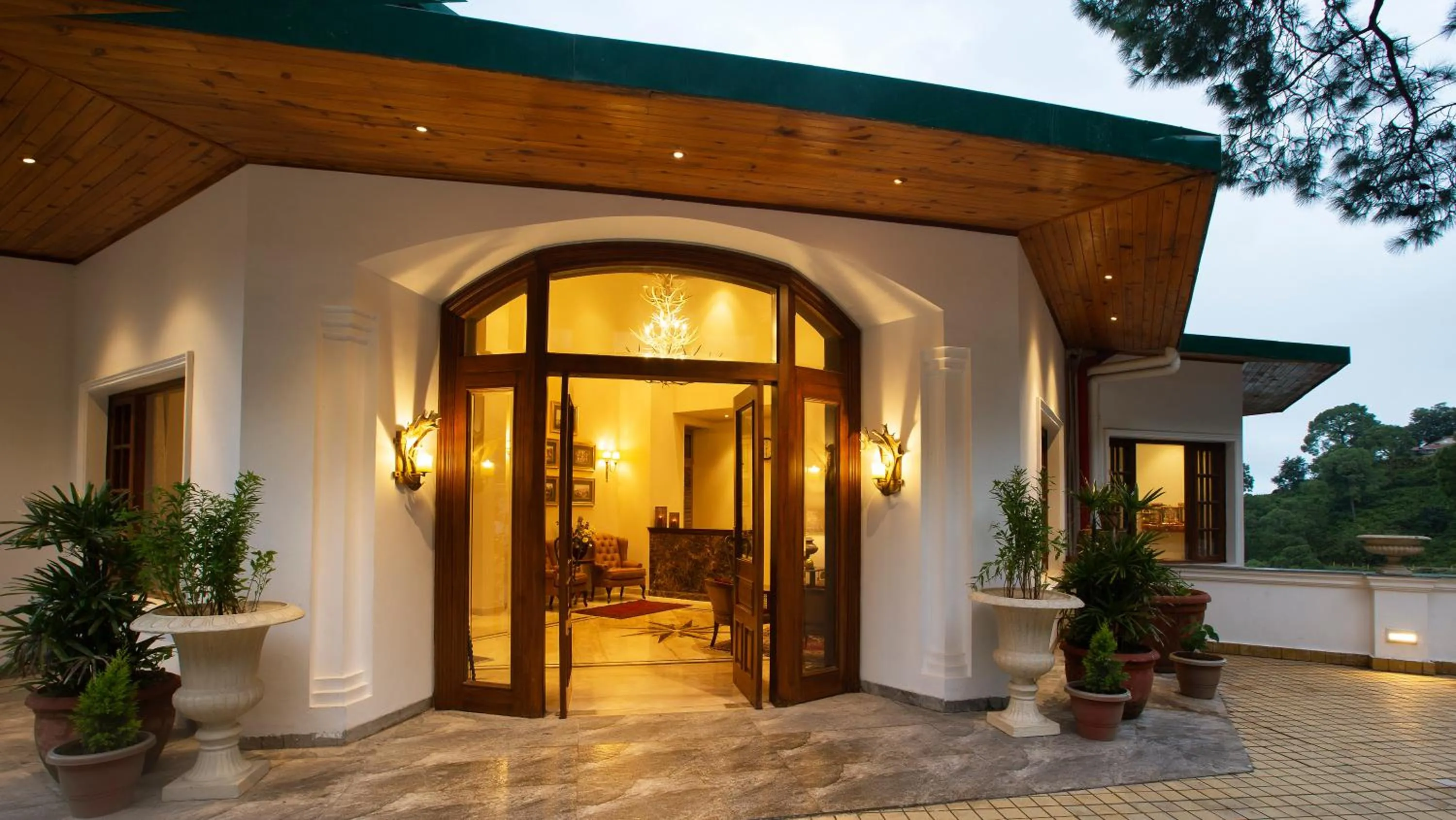 Facade/entrance in Daleside Manor, Boutique Hotel, Kasauli