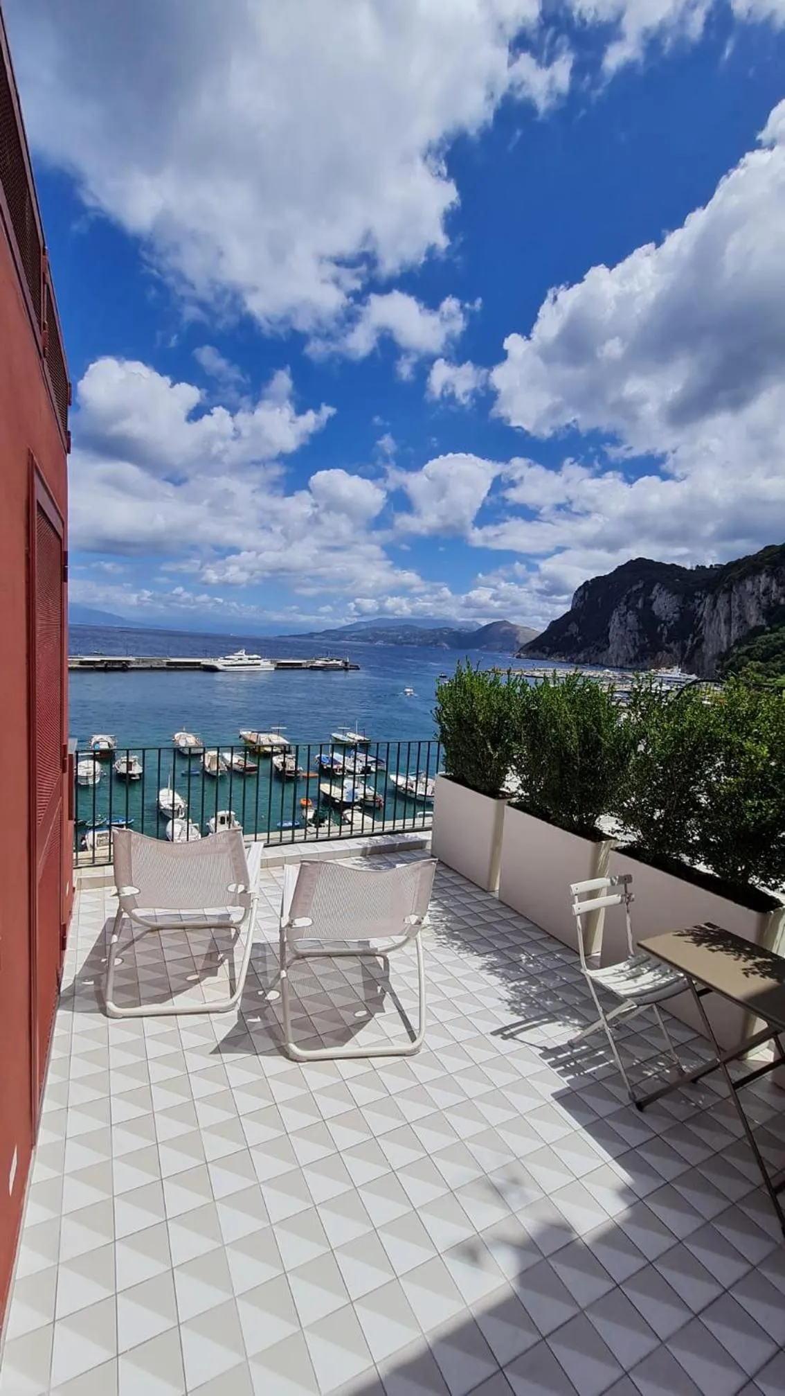 Capri Marina Suite
