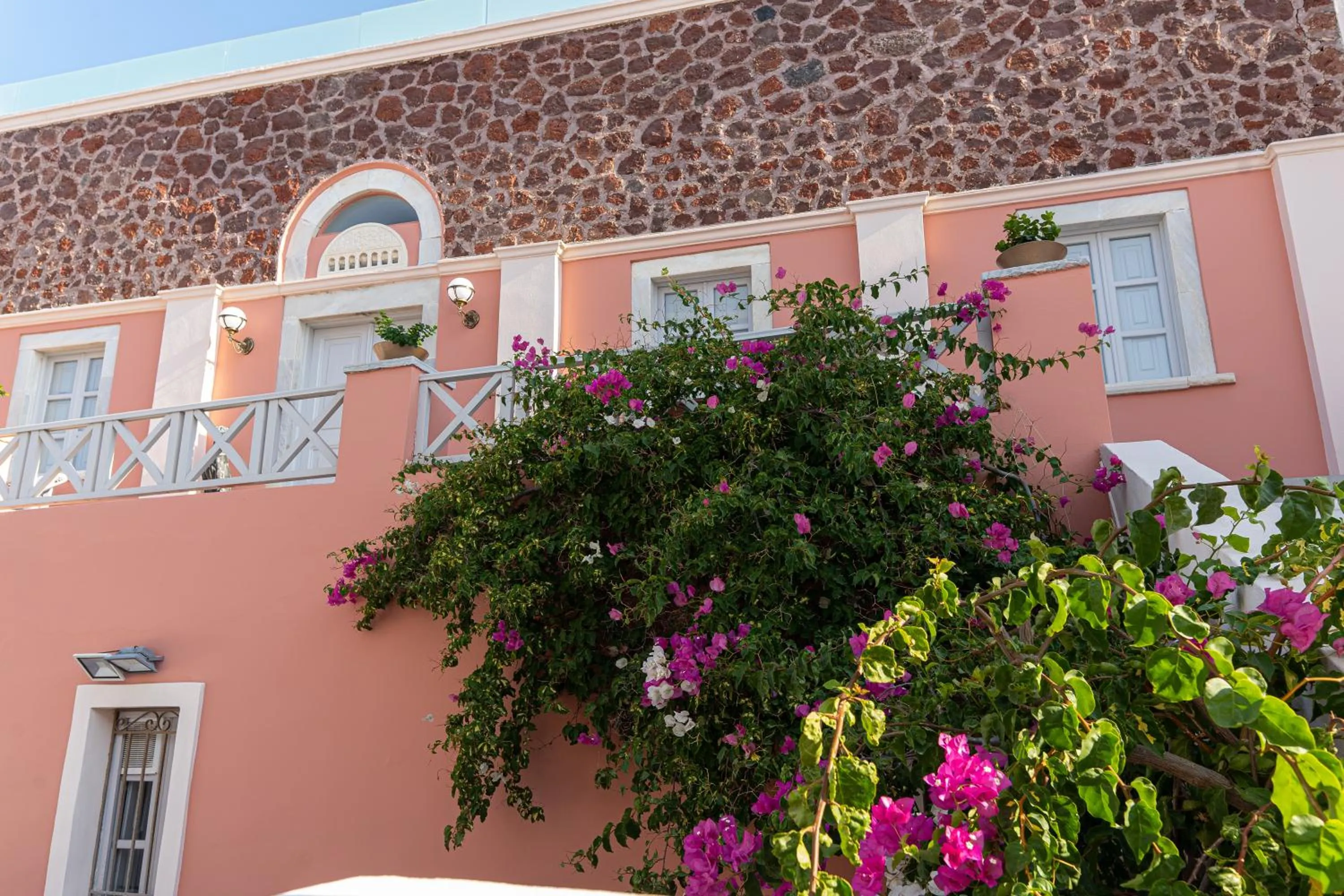 Facade/entrance in The Museum Project Oia