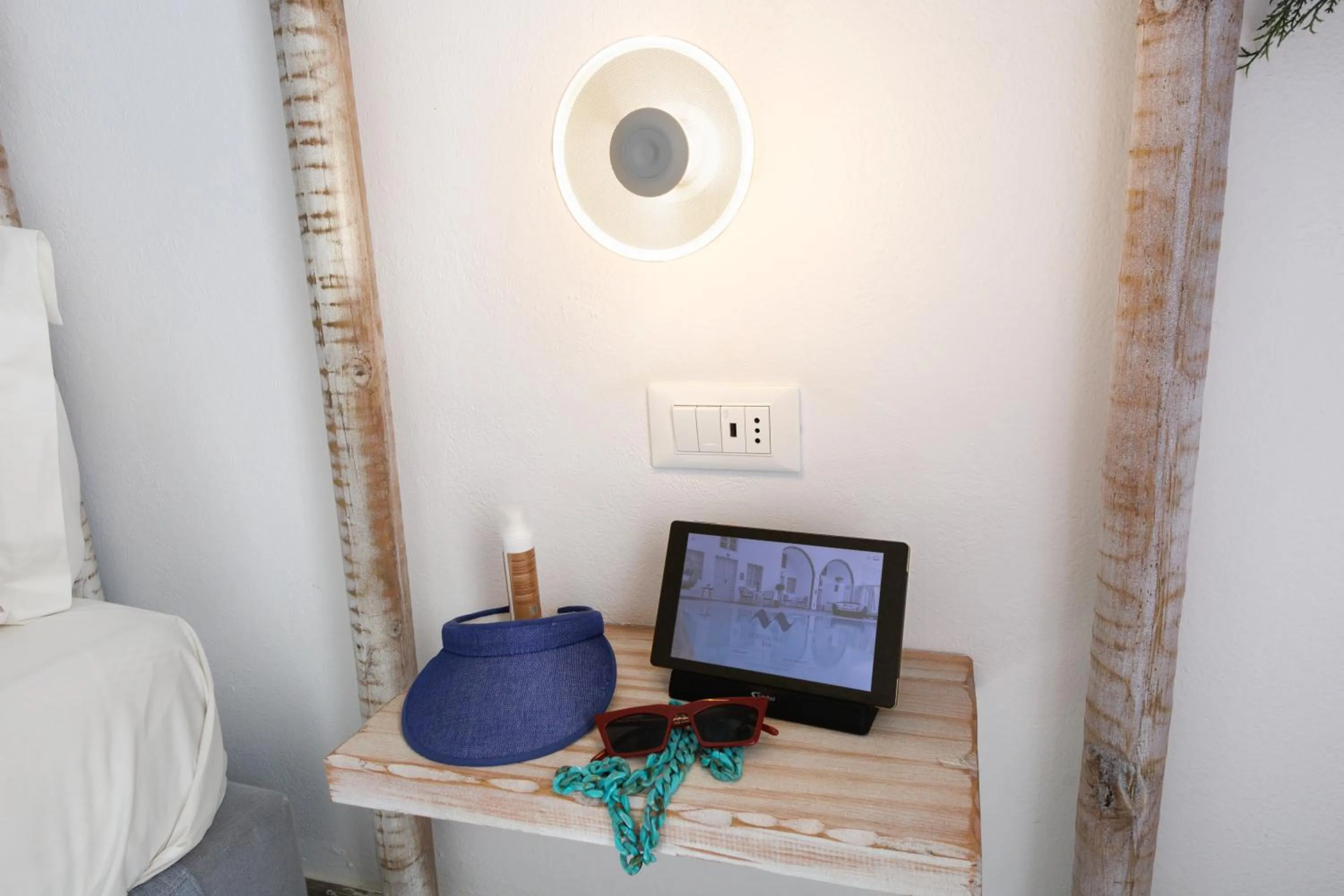 TV and multimedia in The Museum Project Oia