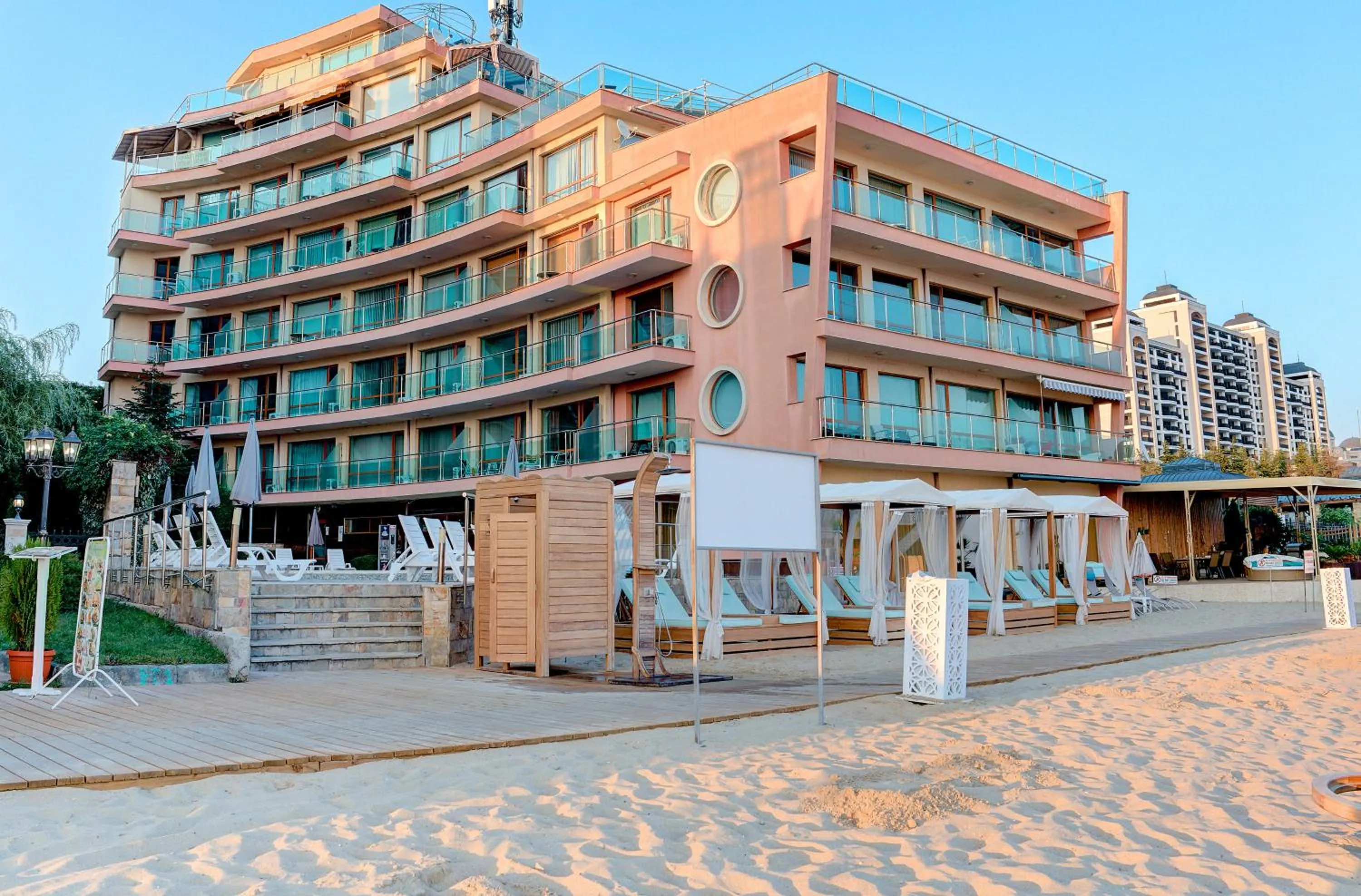 Property building in Beachfront Smart Homes by Marty's
