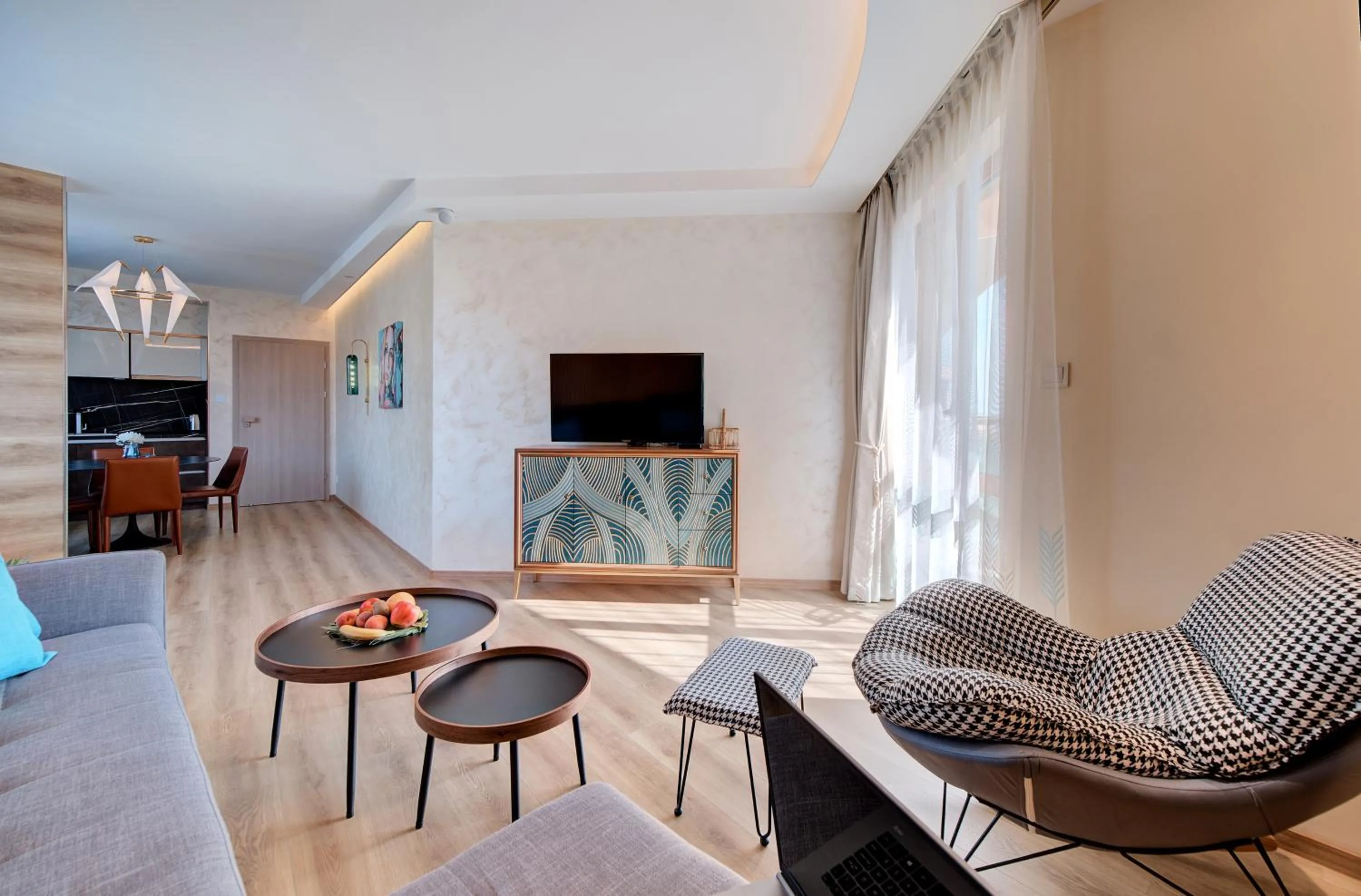 TV and multimedia in Beachfront Smart Homes by Marty's