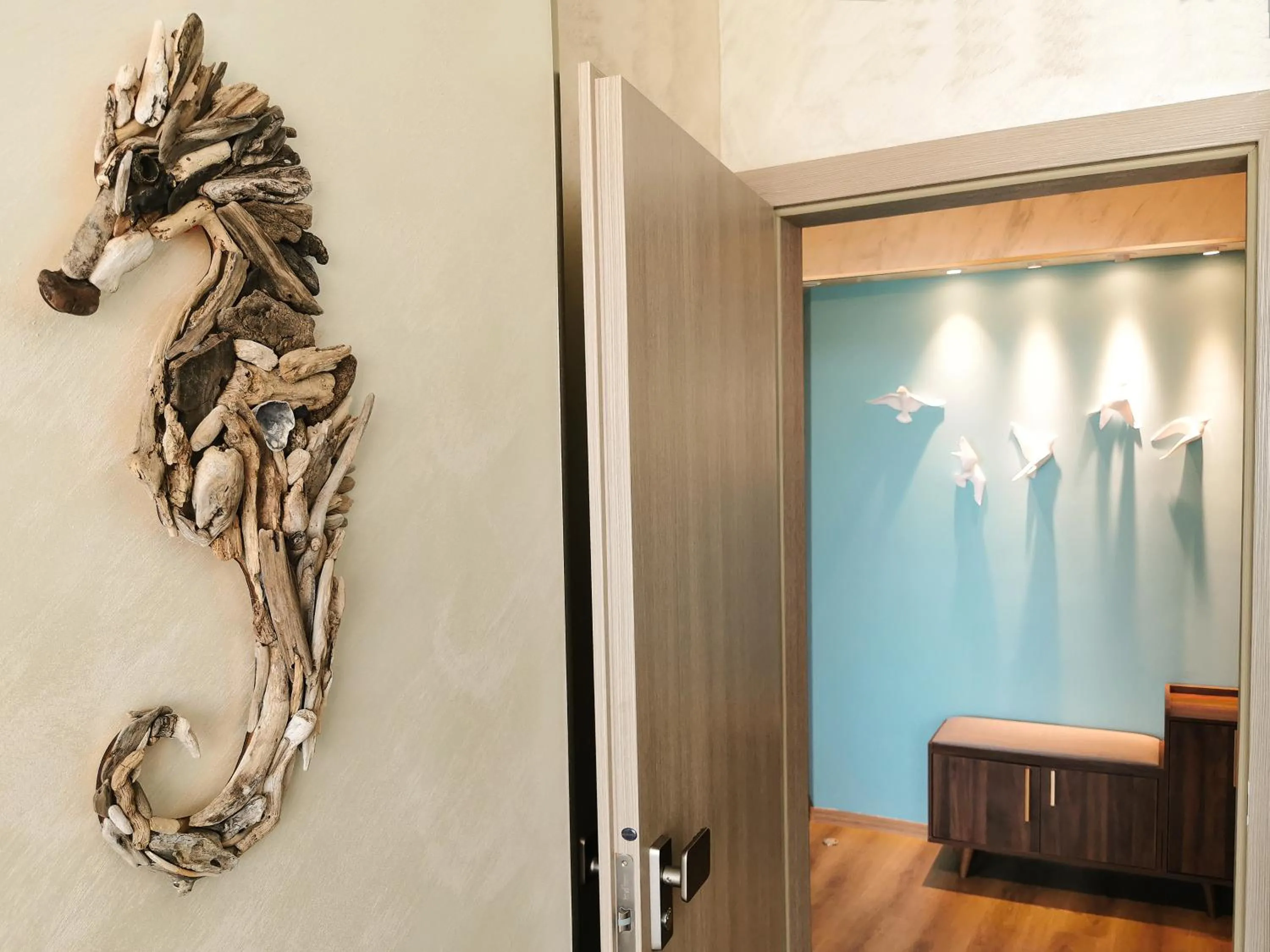 Decorative detail in Beachfront Smart Homes by Marty's