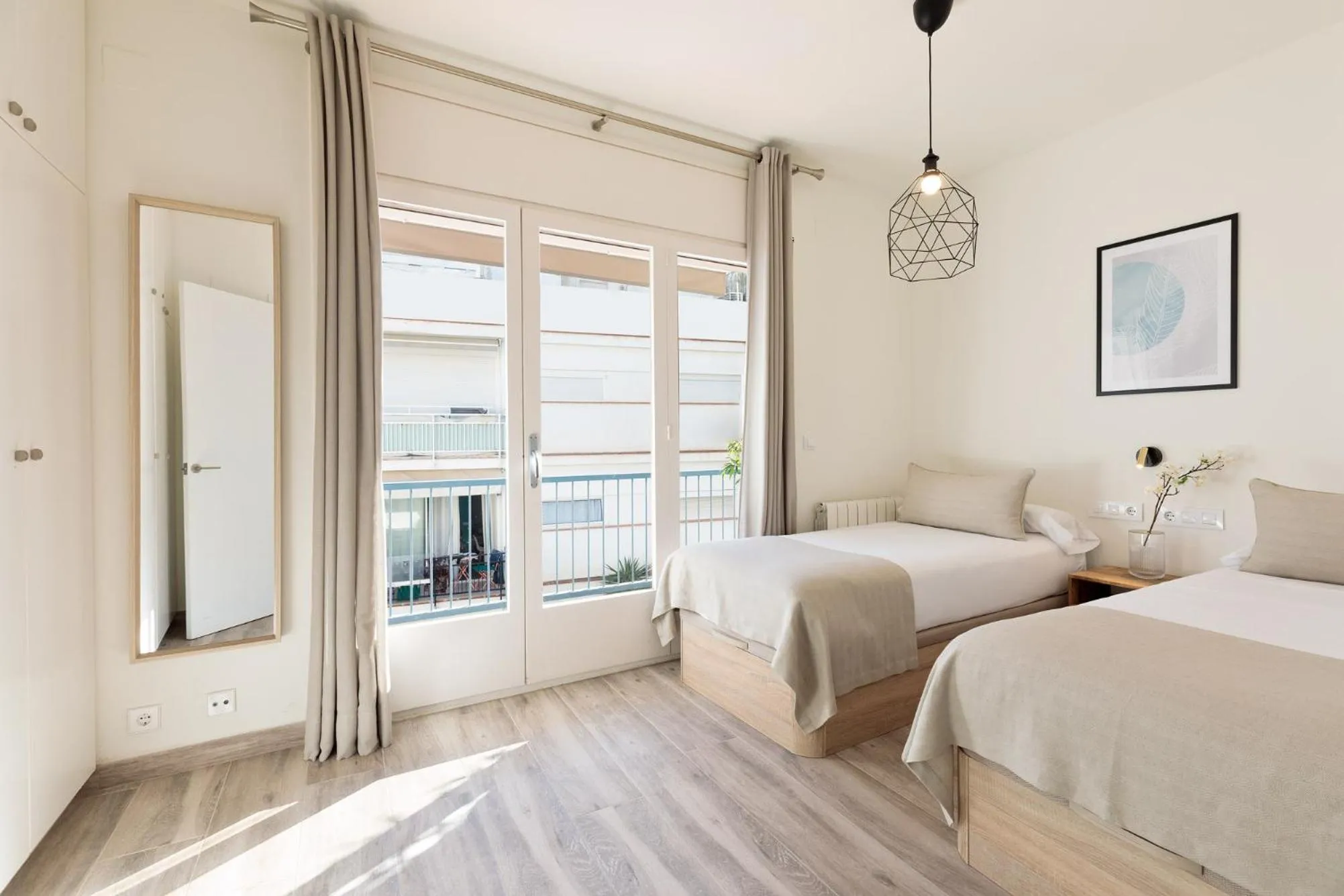 Bed in Sitges Group Blue&White