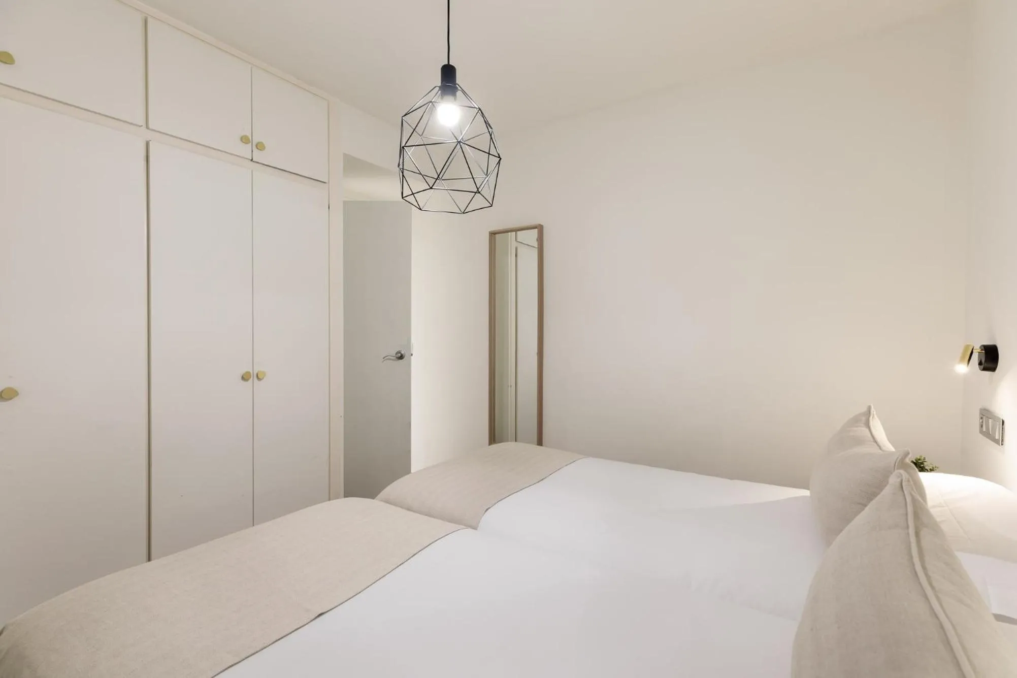 Bed in Sitges Group Blue&White