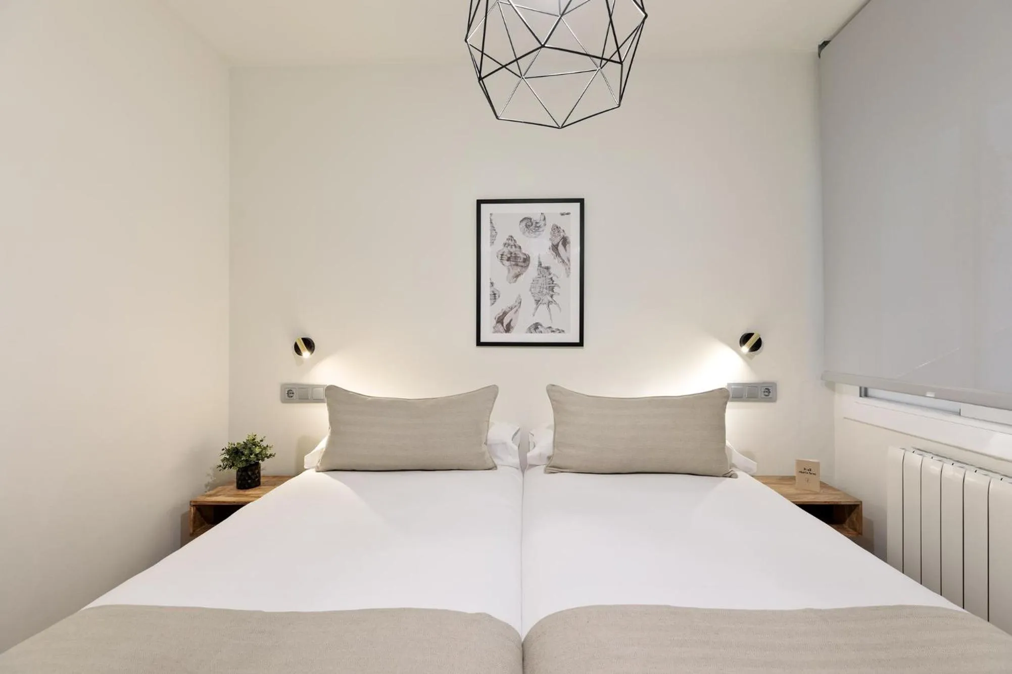 Bed in Sitges Group Blue&White
