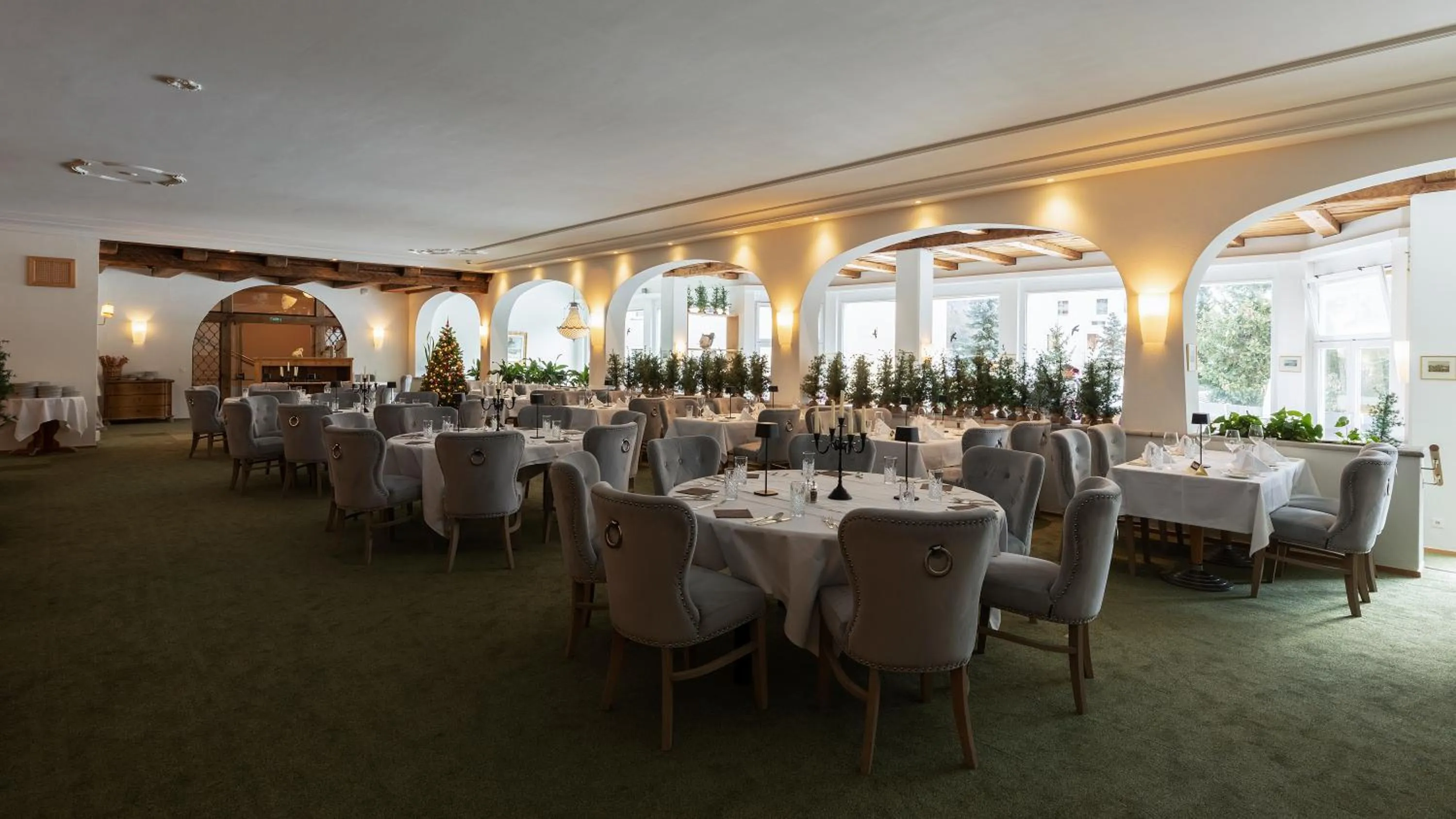 Hotel Europa Suites St Moritz