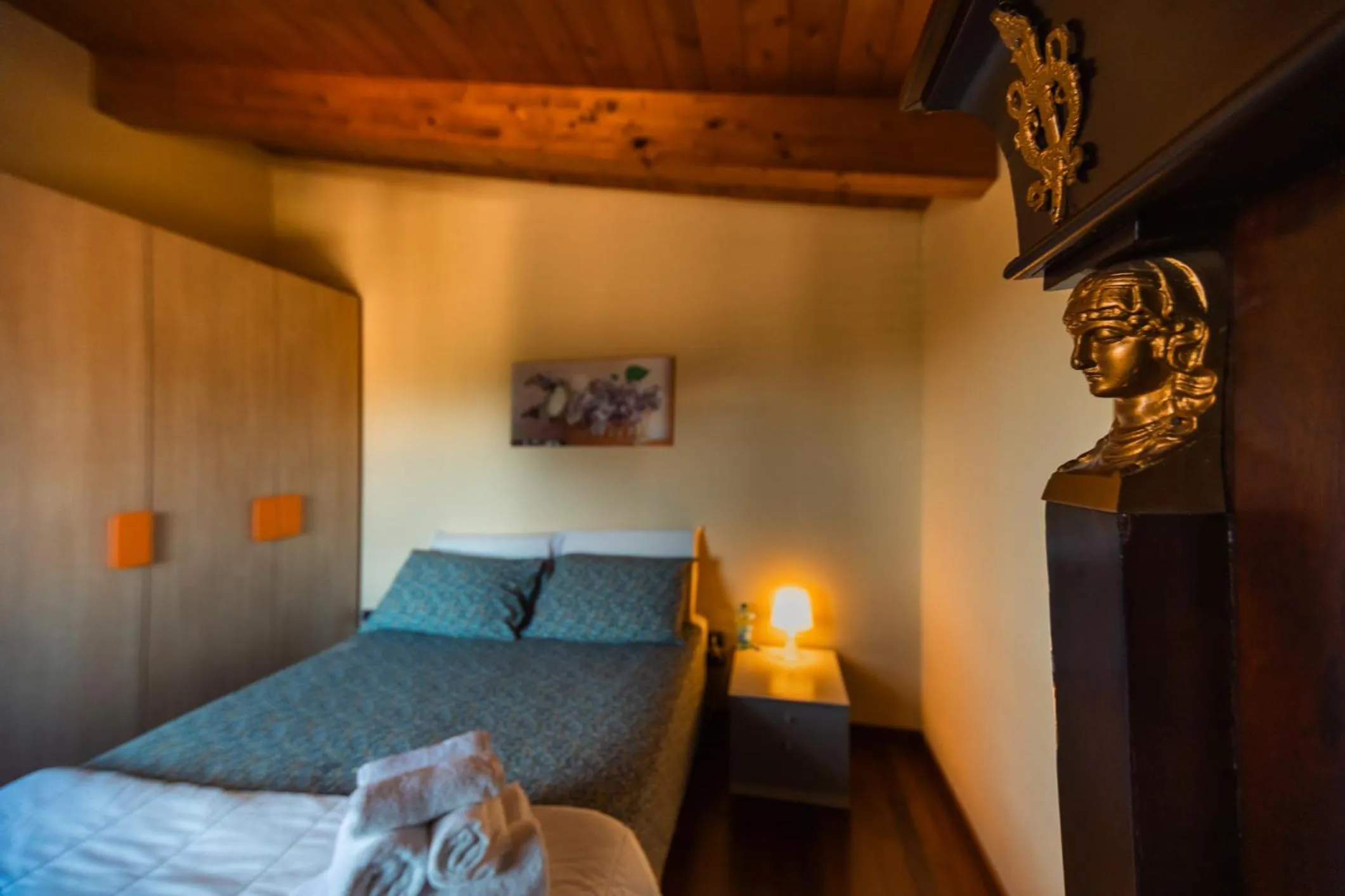 Bedroom, Bed in Santa Maria Apartments