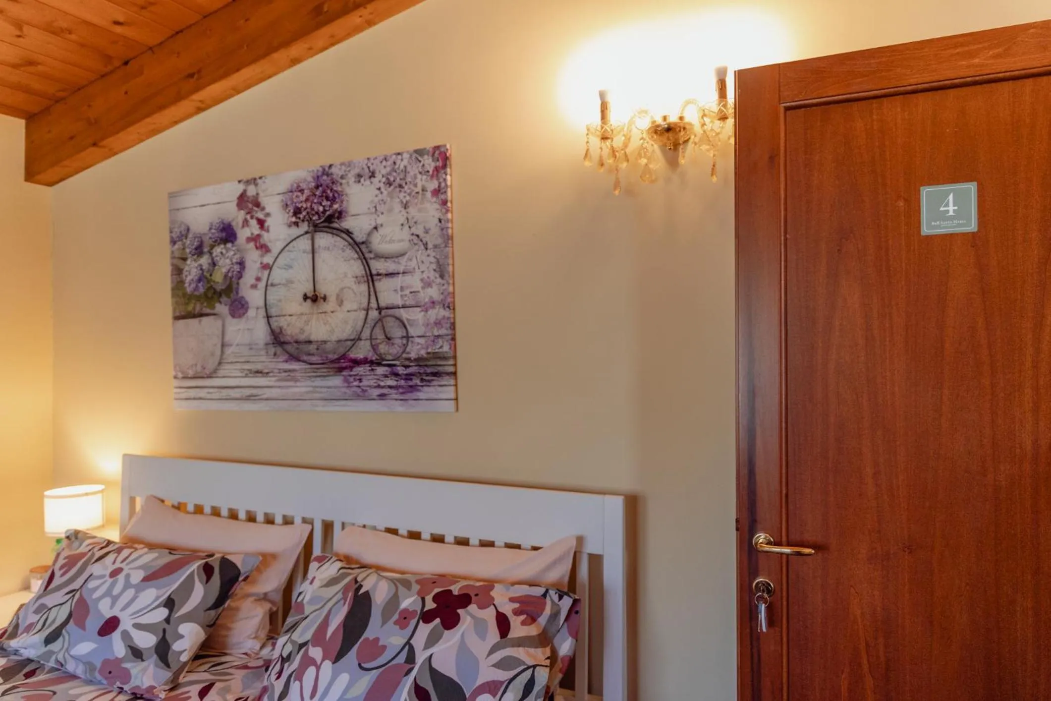 Bedroom, Bed in Santa Maria Apartments