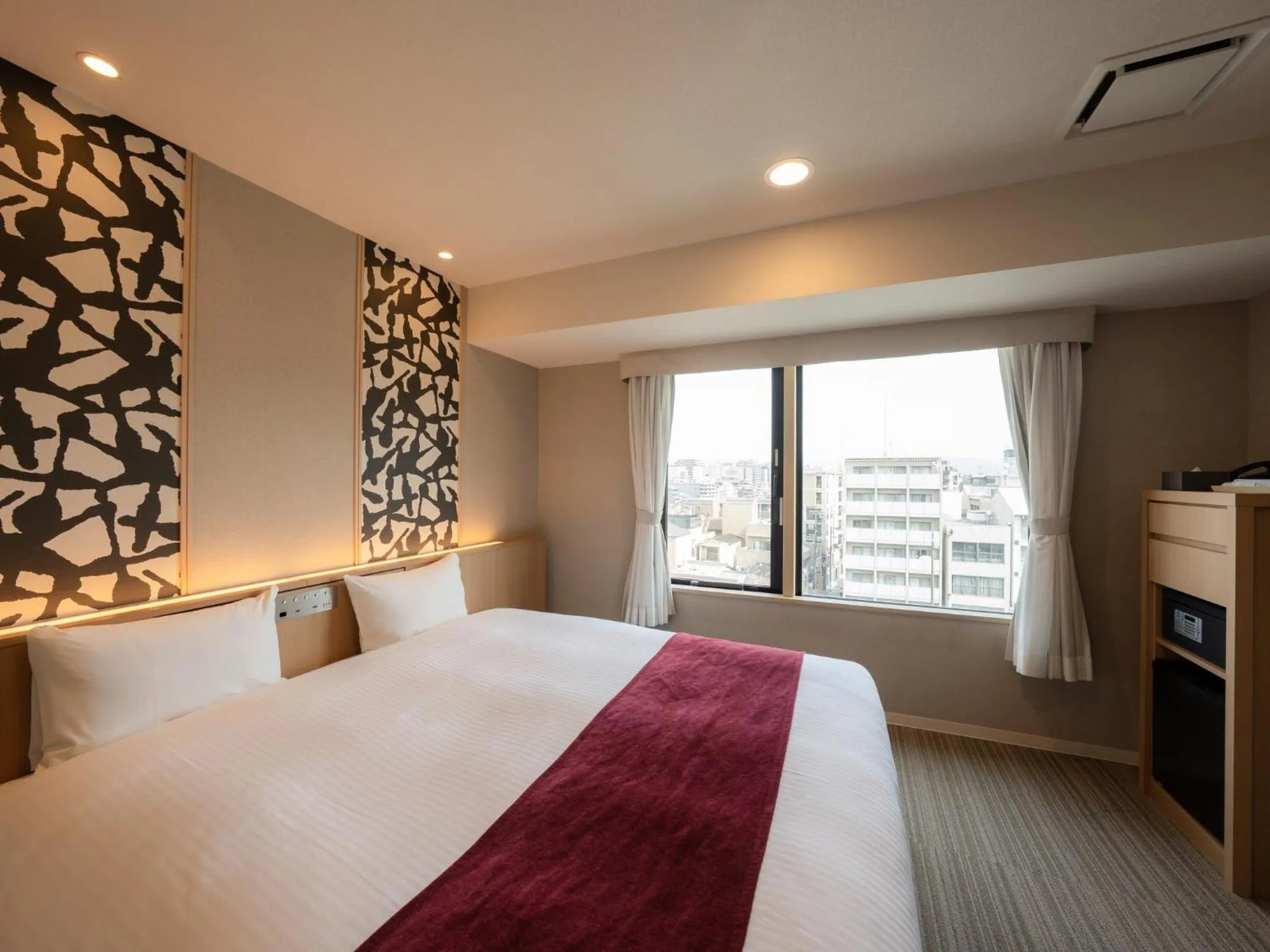 Photo of the whole room, Bed in Hotel SUI Kyoto Kiyomizu