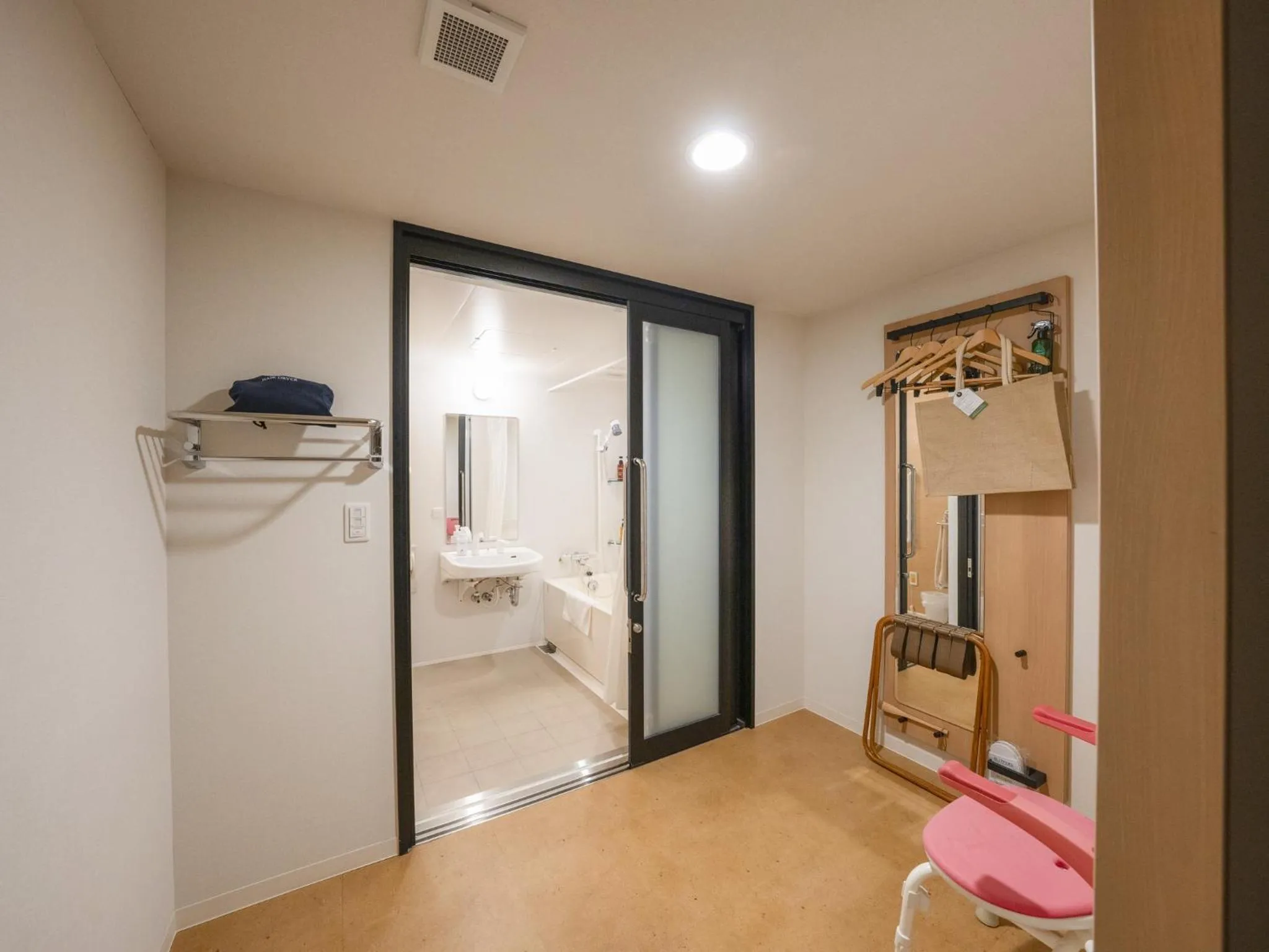 Bathroom, Bed in Hotel SUI Kyoto Kiyomizu