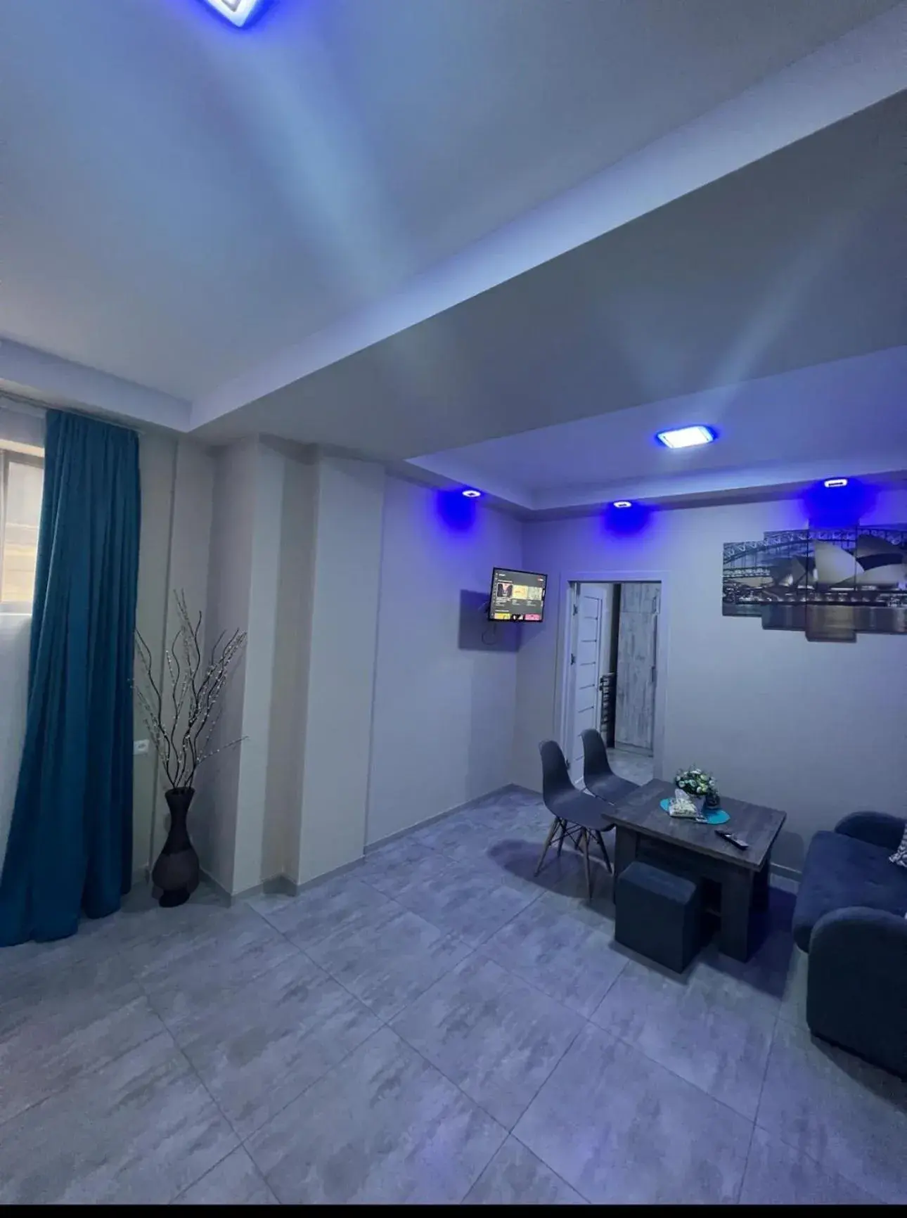 One-Bedroom Apartment in MODERN AND COMFORTABLE APARTMENT Self Check In One-Bedroom Apartment in MODERN AND COMFORTABLE APARTMENT Self Check In