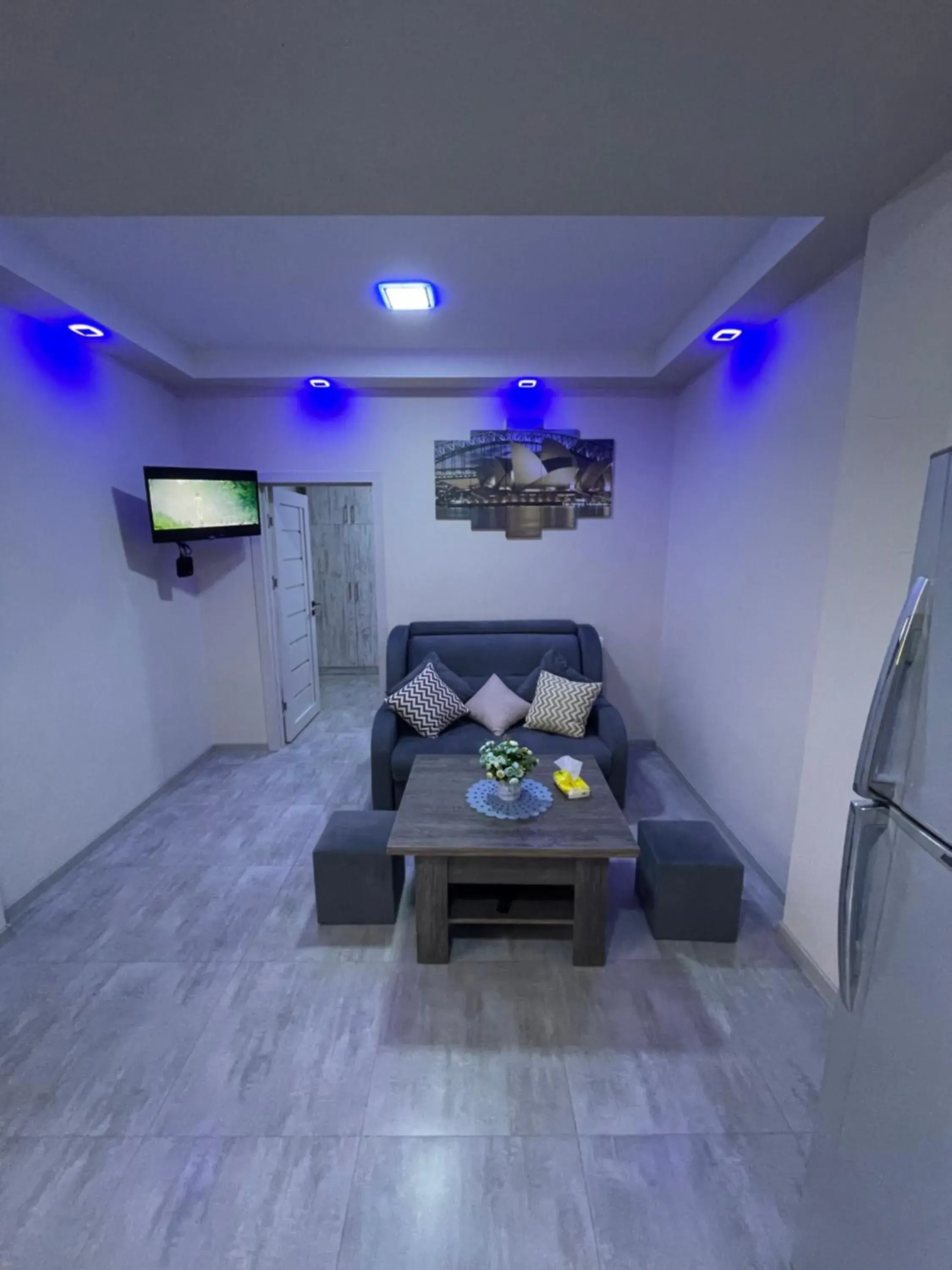 One-Bedroom Apartment in MODERN AND COMFORTABLE APARTMENT Self Check In One-Bedroom Apartment in MODERN AND COMFORTABLE APARTMENT Self Check In