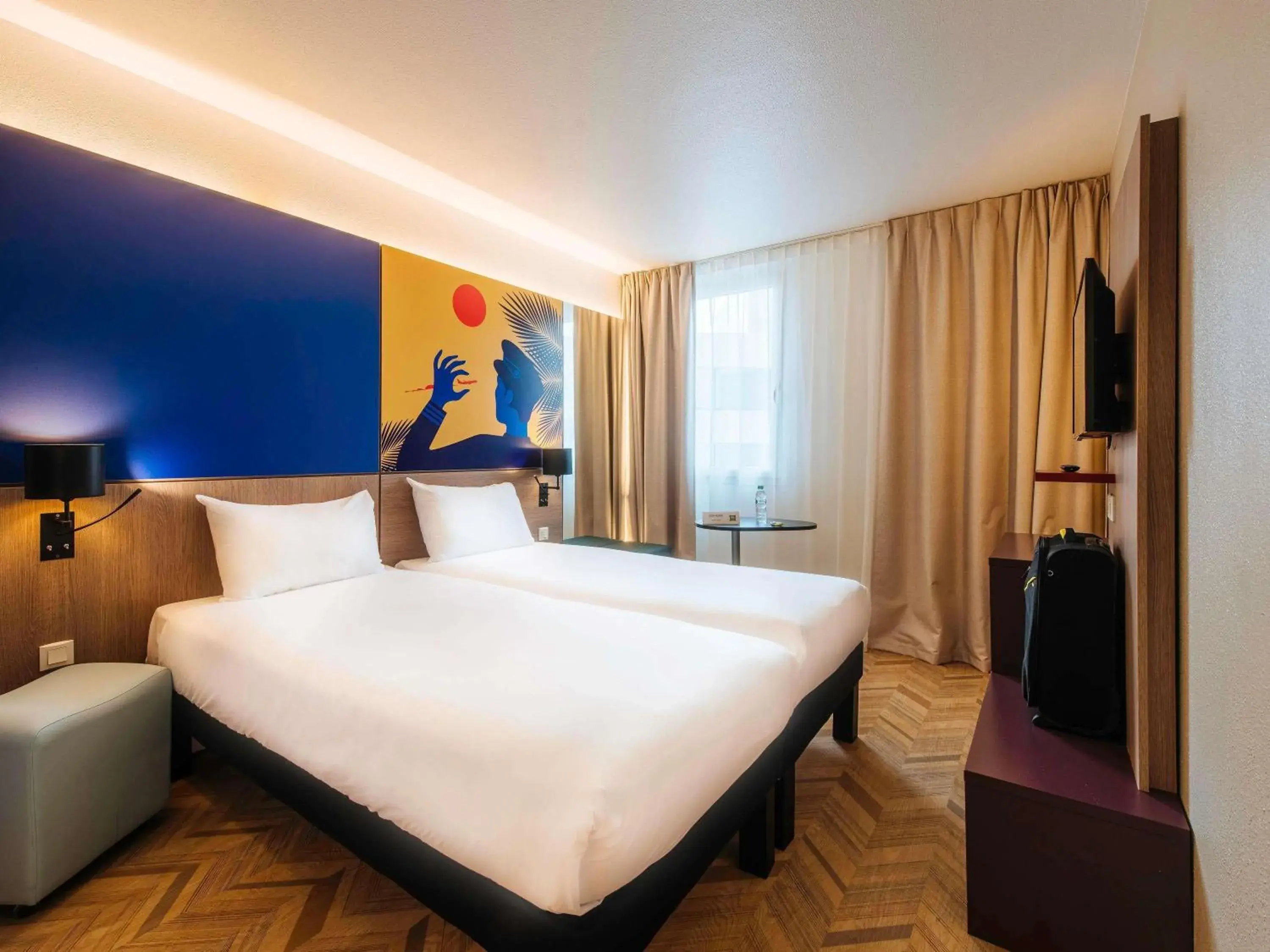 Bedroom, Bed in ibis Styles Nice Aéroport Arenas Bedroom, Bed in ibis Styles Nice Aéroport Arenas