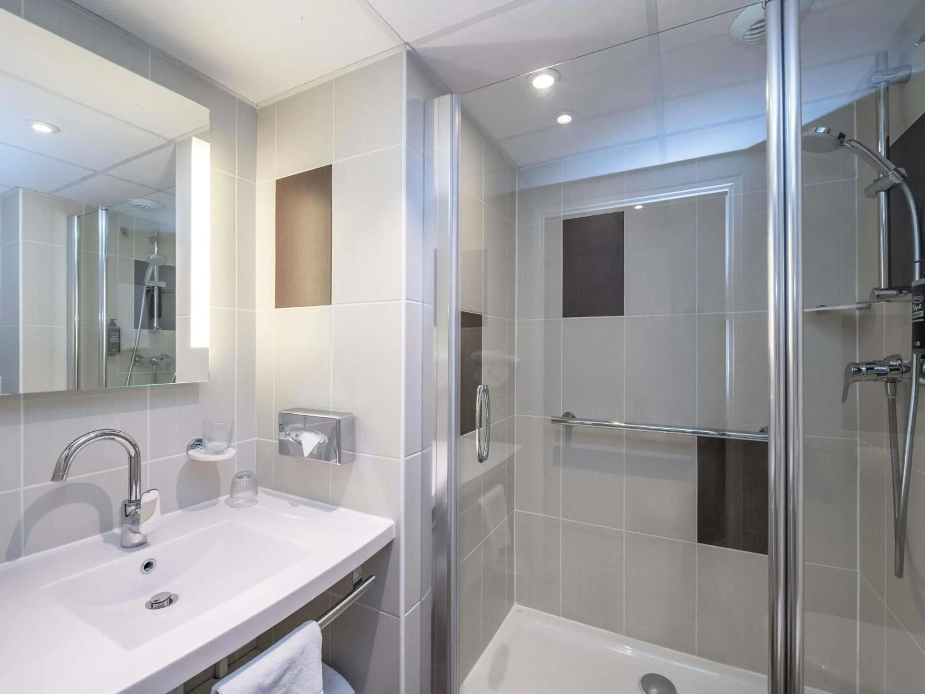 Bedroom in ibis Styles Nice Aéroport Arenas Bedroom in ibis Styles Nice Aéroport Arenas