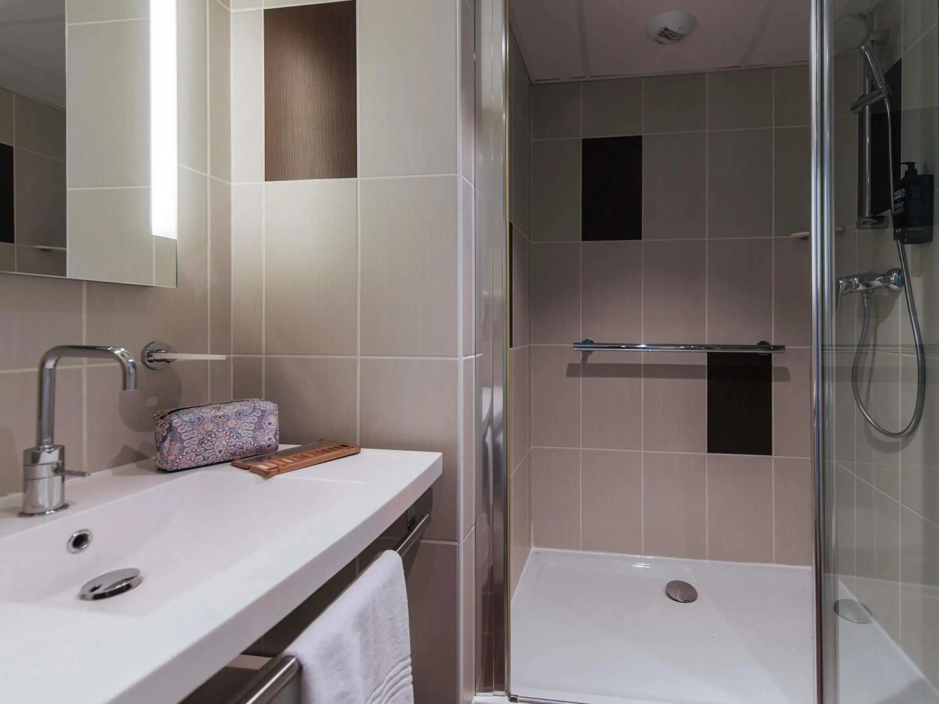 Bedroom in ibis Styles Nice Aéroport Arenas Bedroom in ibis Styles Nice Aéroport Arenas