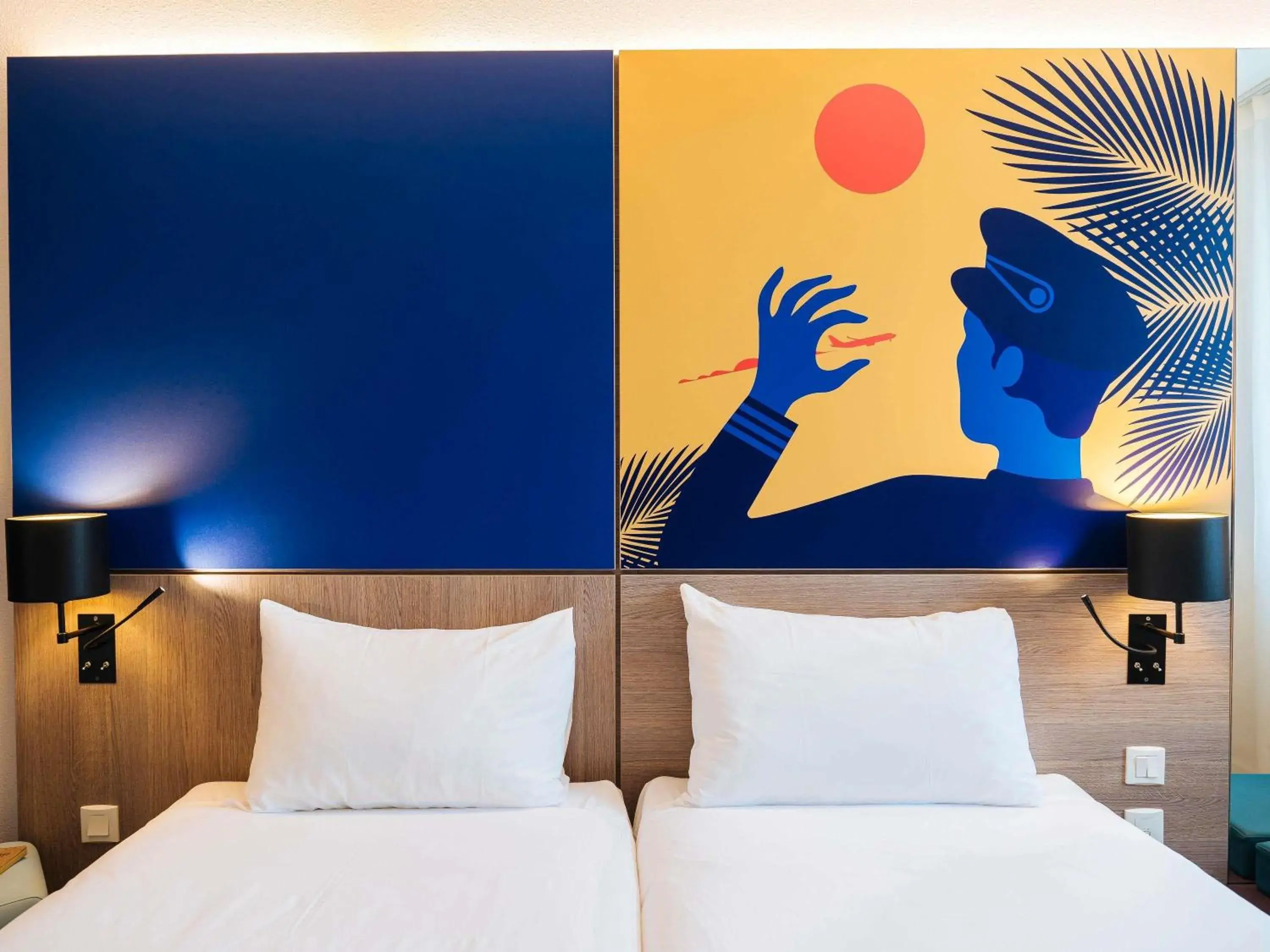 Bedroom, Bed in ibis Styles Nice Aéroport Arenas Bedroom, Bed in ibis Styles Nice Aéroport Arenas