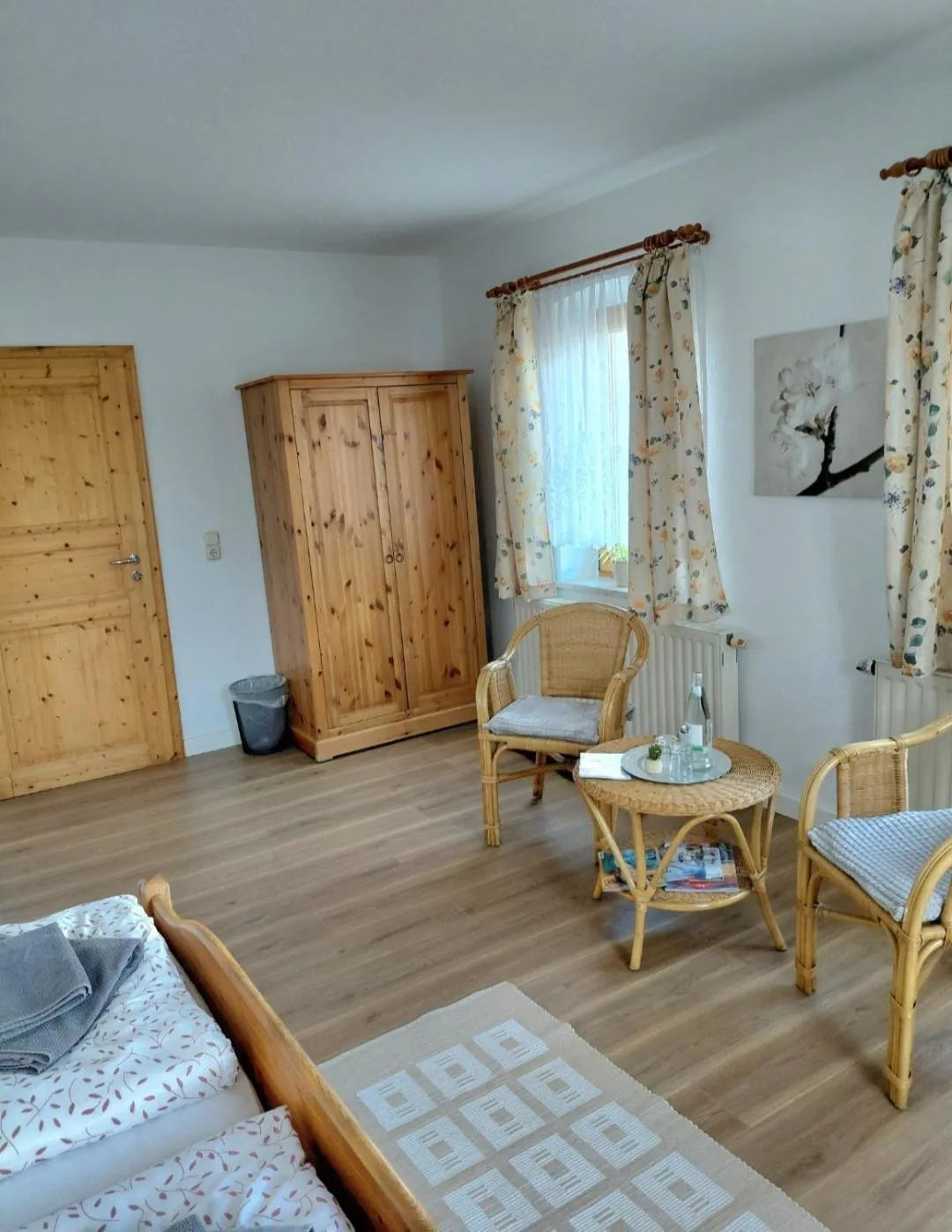 Bed in Einkehr zur Rennstrecke