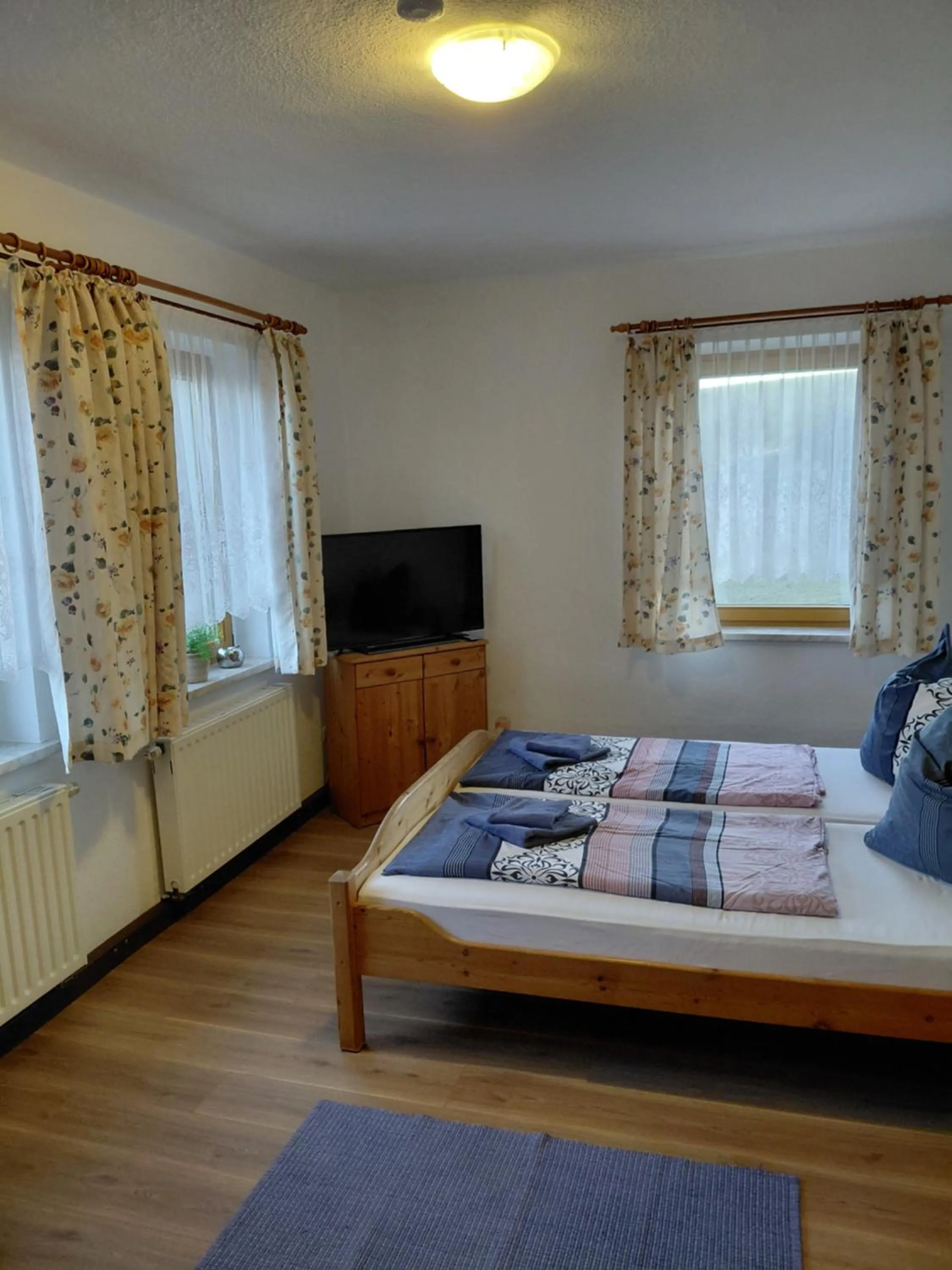 Bed in Einkehr zur Rennstrecke