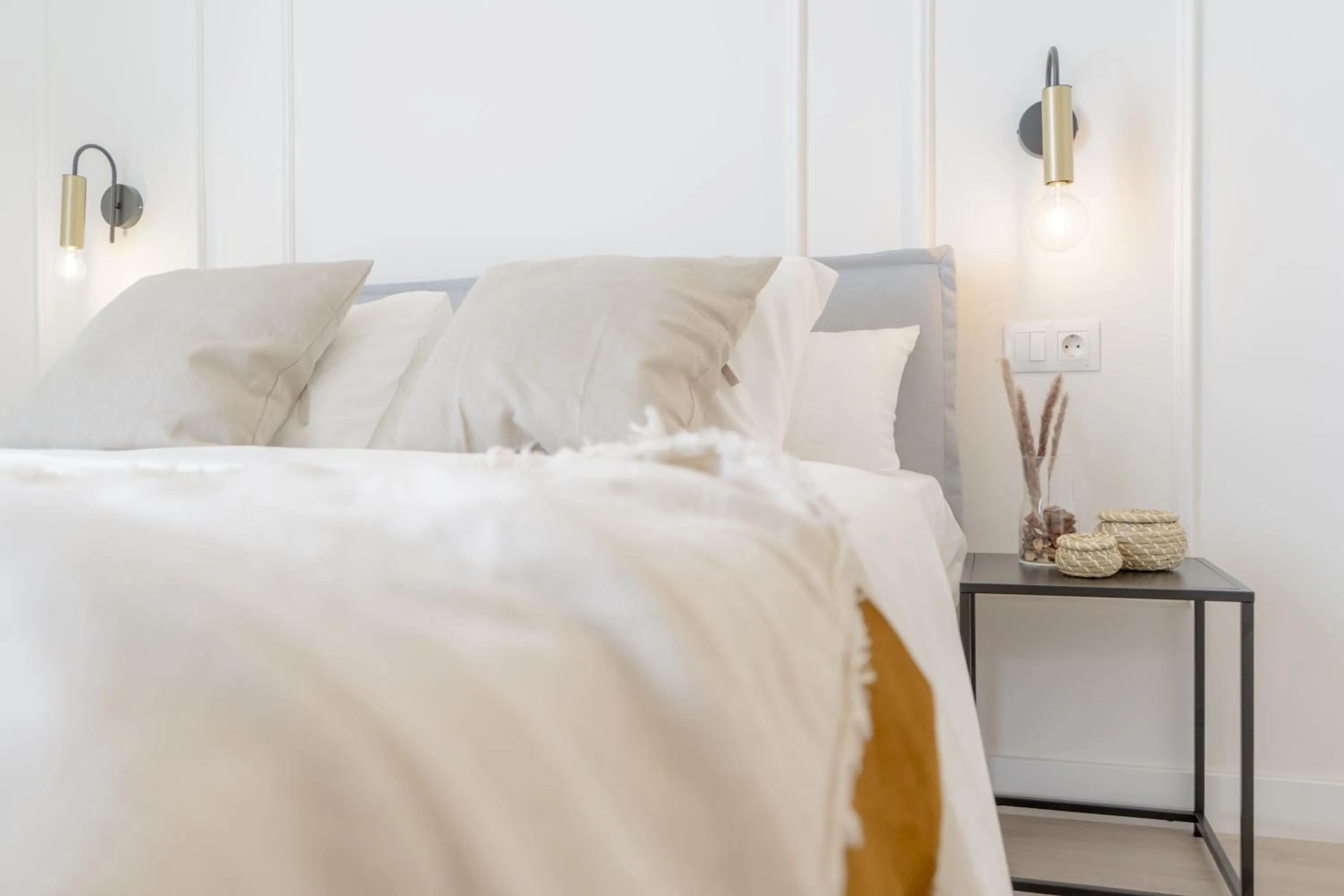 Bedroom, Bed in Suites Alfonso X