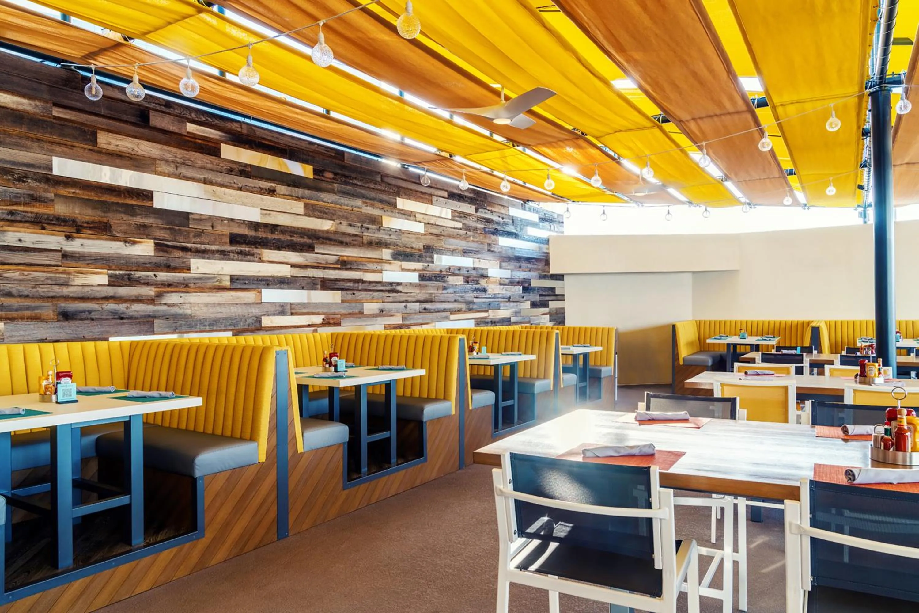 Swimming pool in The STRAT Hotel, Casino & Tower