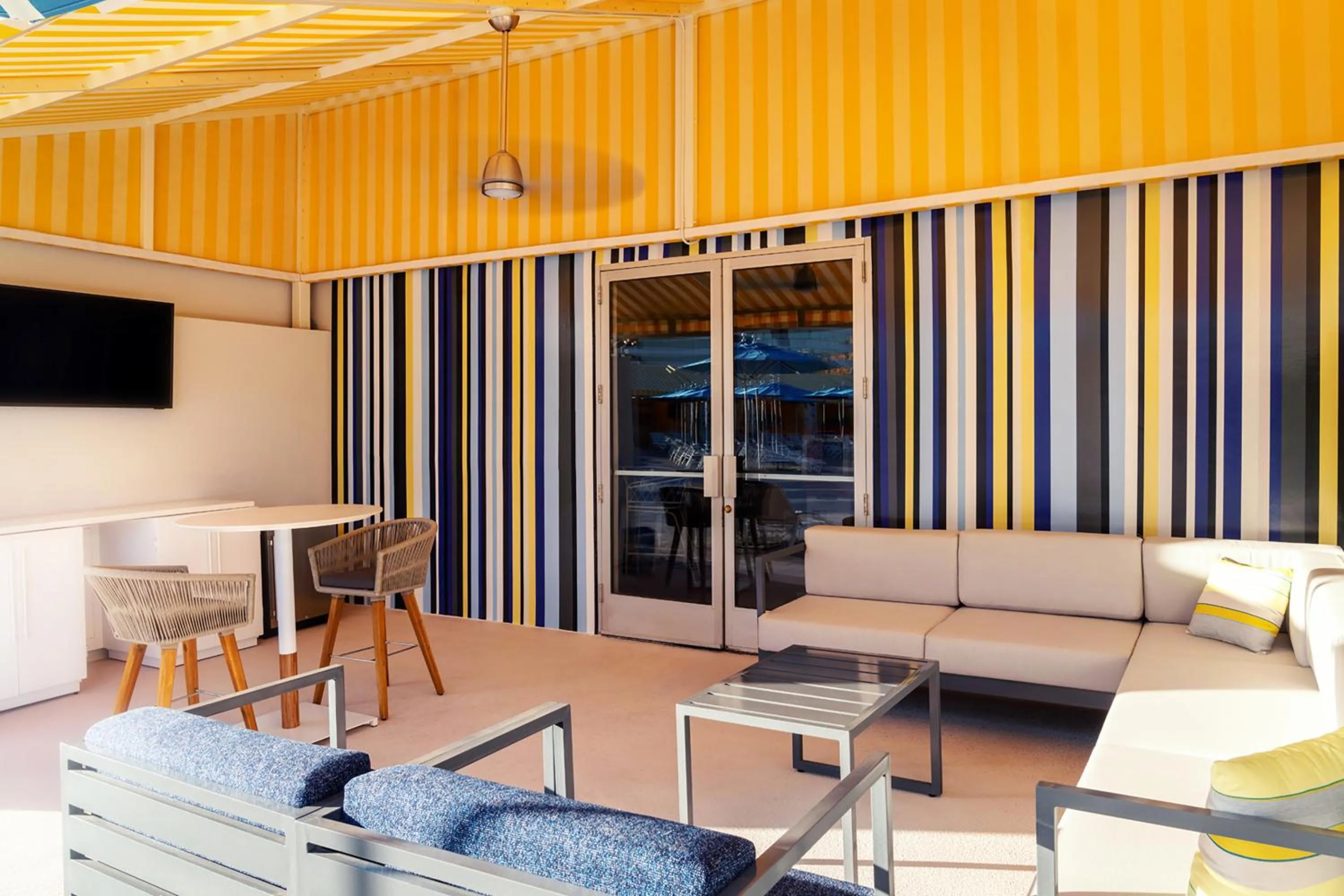 Swimming pool in The STRAT Hotel, Casino & Tower