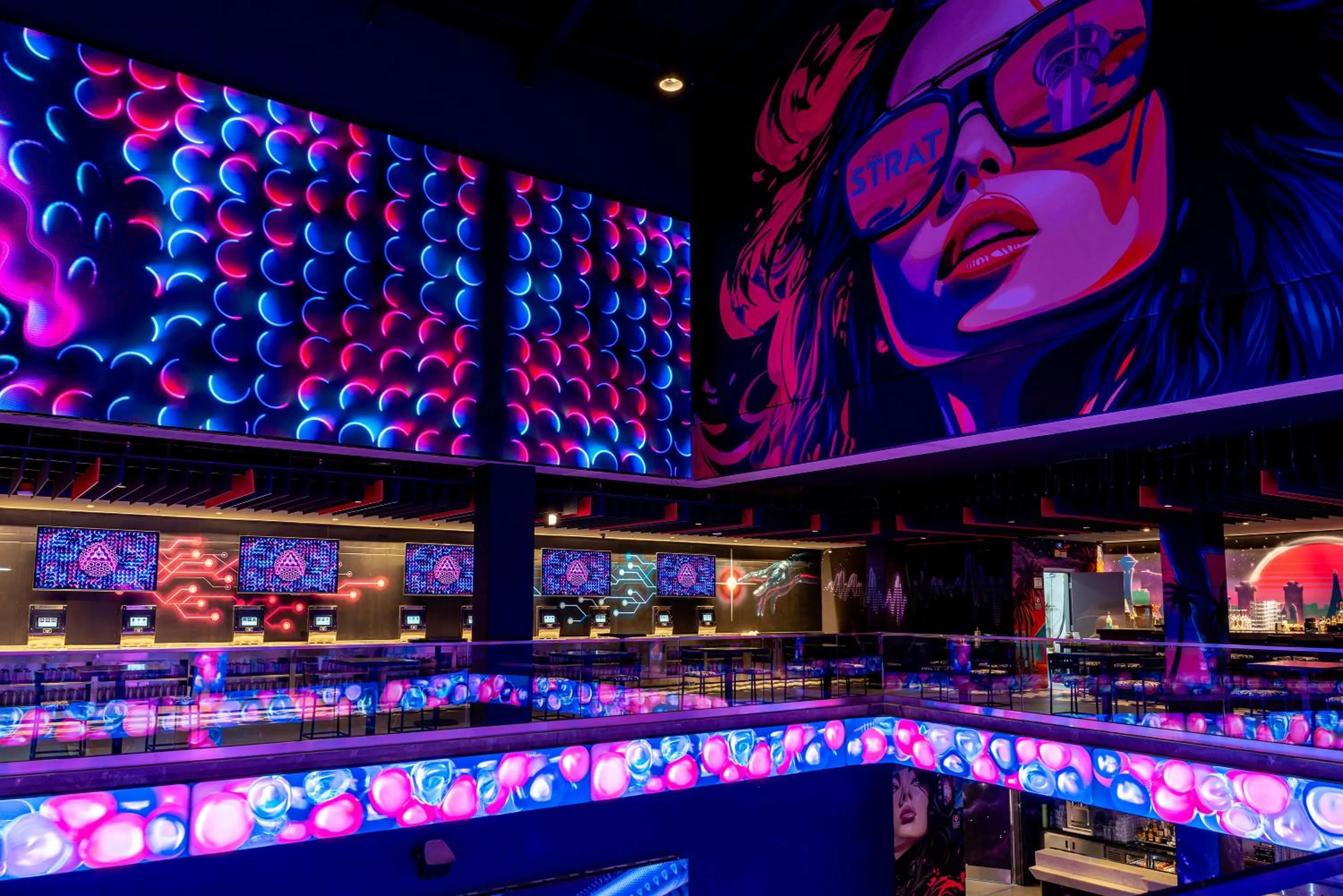 Entertainment in The STRAT Hotel, Casino & Tower